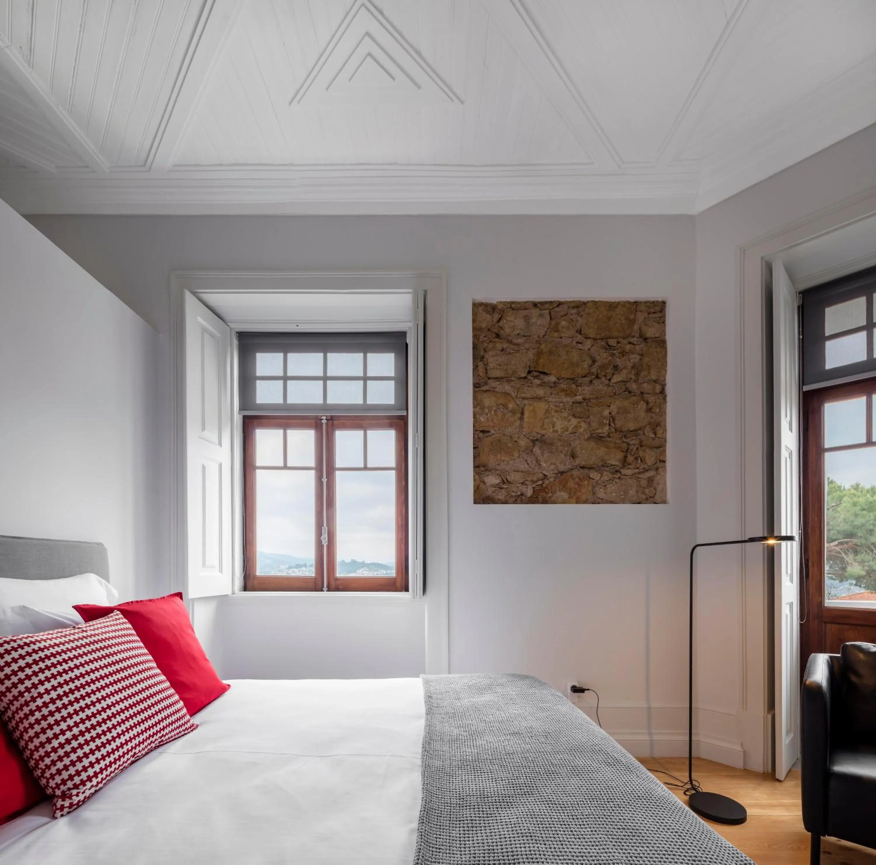 Bed in Penedo da Saudade Suites & Hostel