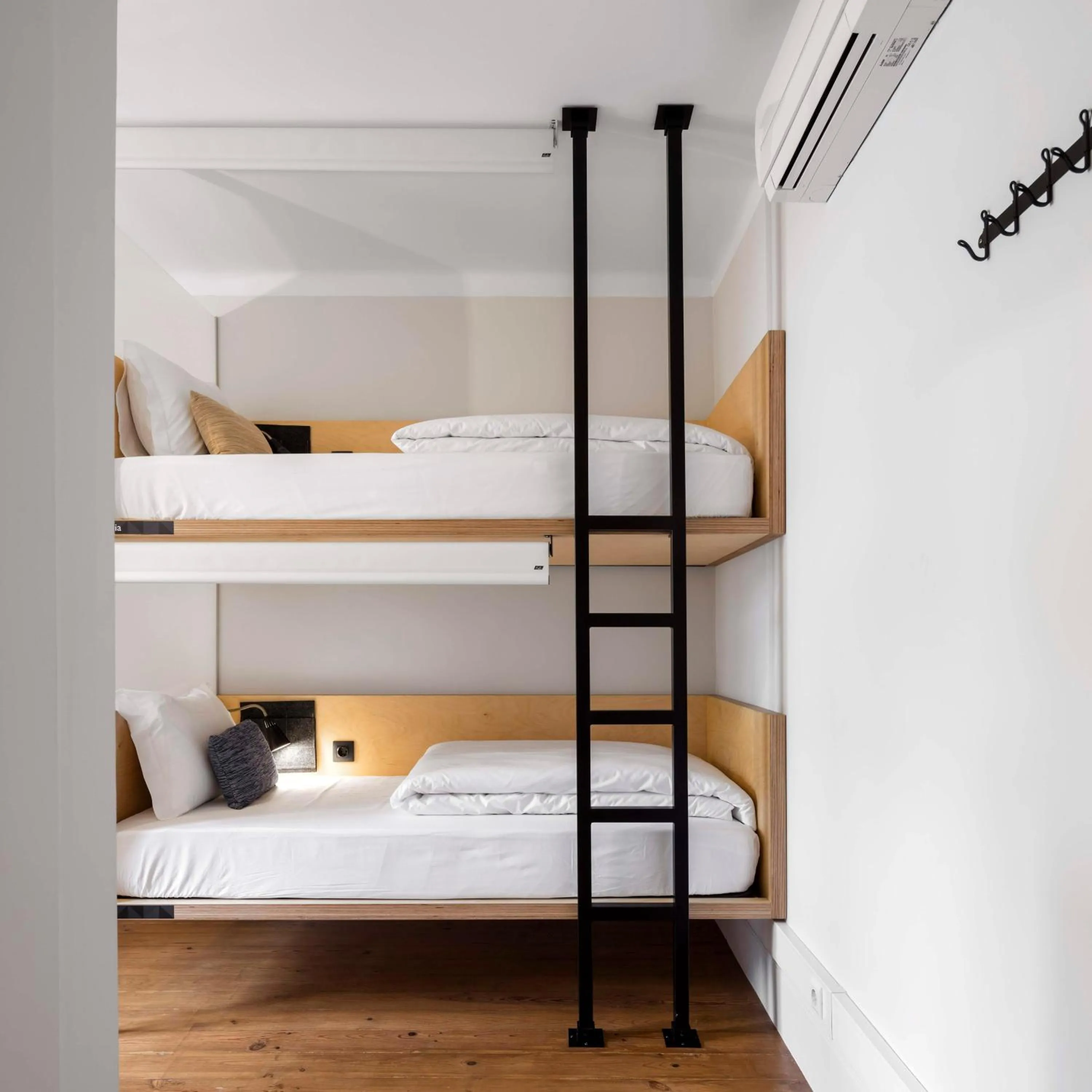 Bed in Penedo da Saudade Suites & Hostel