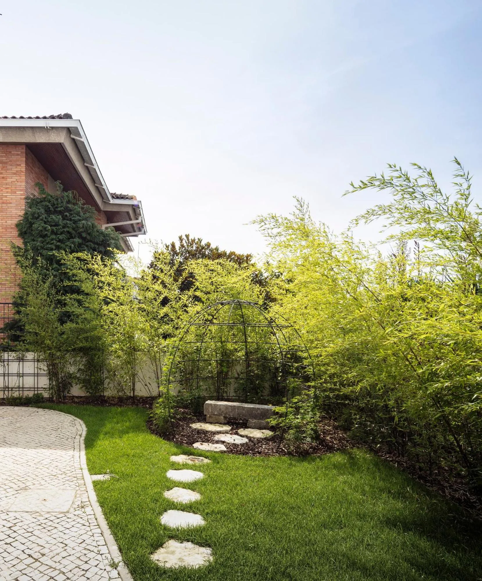 Garden in Penedo da Saudade Suites & Hostel