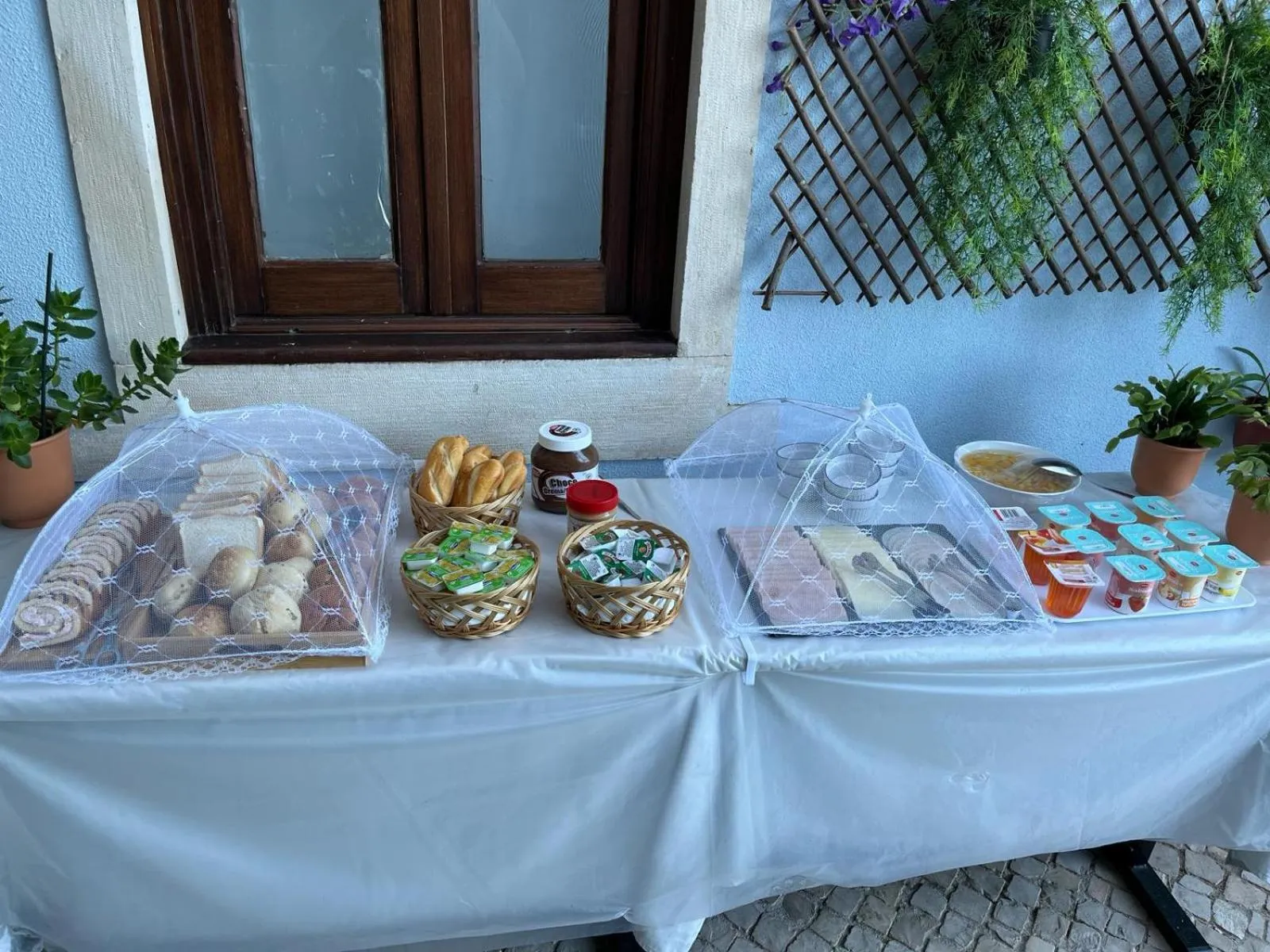 Penedo da Saudade Suites & Hostel