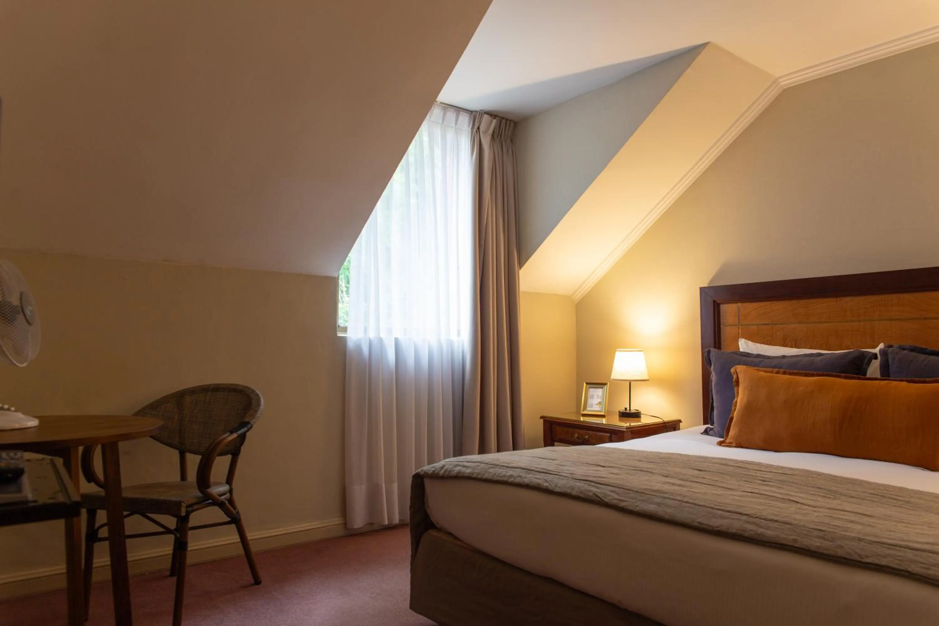 Photo of the whole room, Bed in Hotel Puerta del Sur