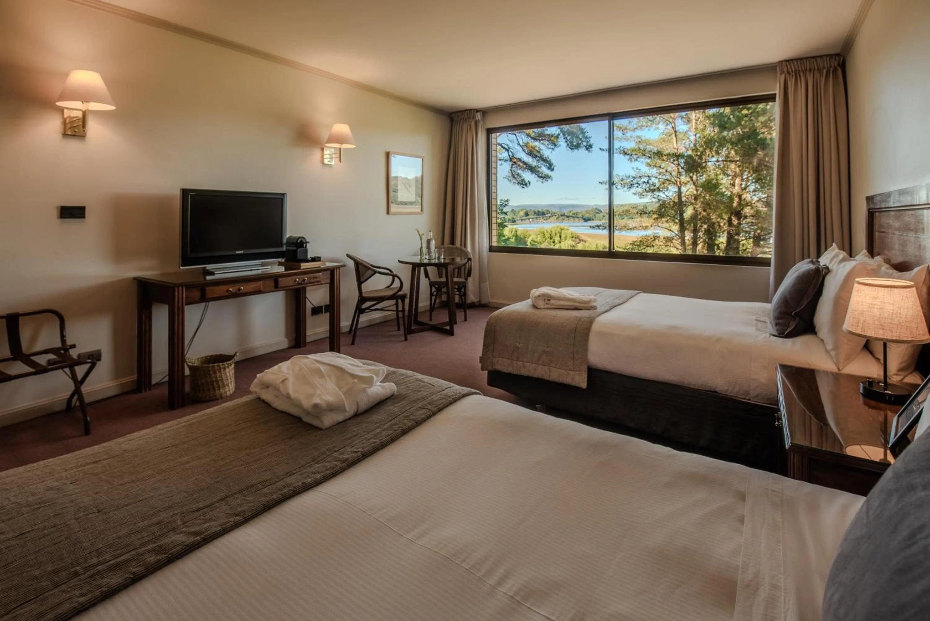 Bed in Hotel Puerta del Sur