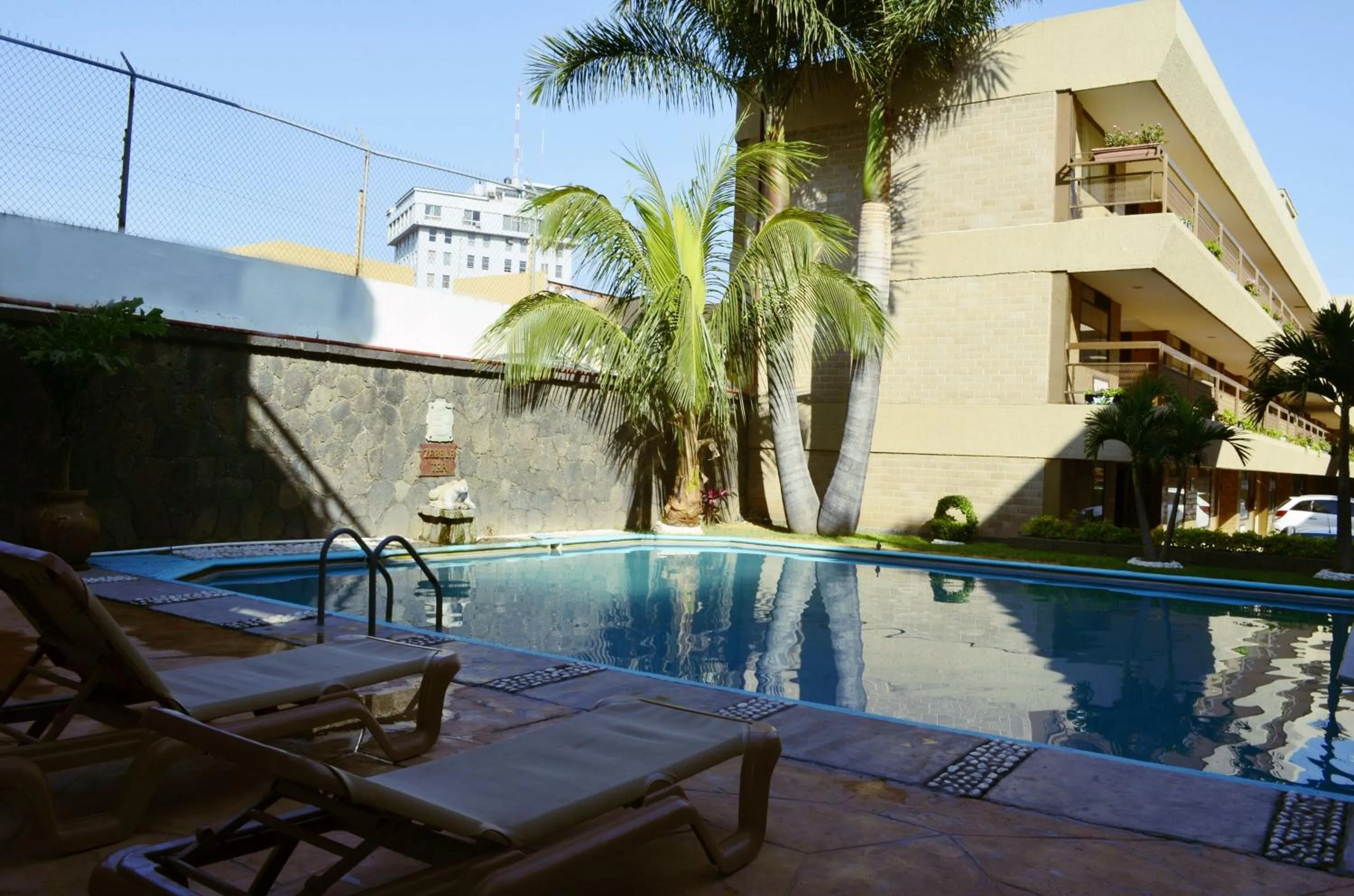 Swimming pool in Best Western PLUS Plaza Florida & Tower