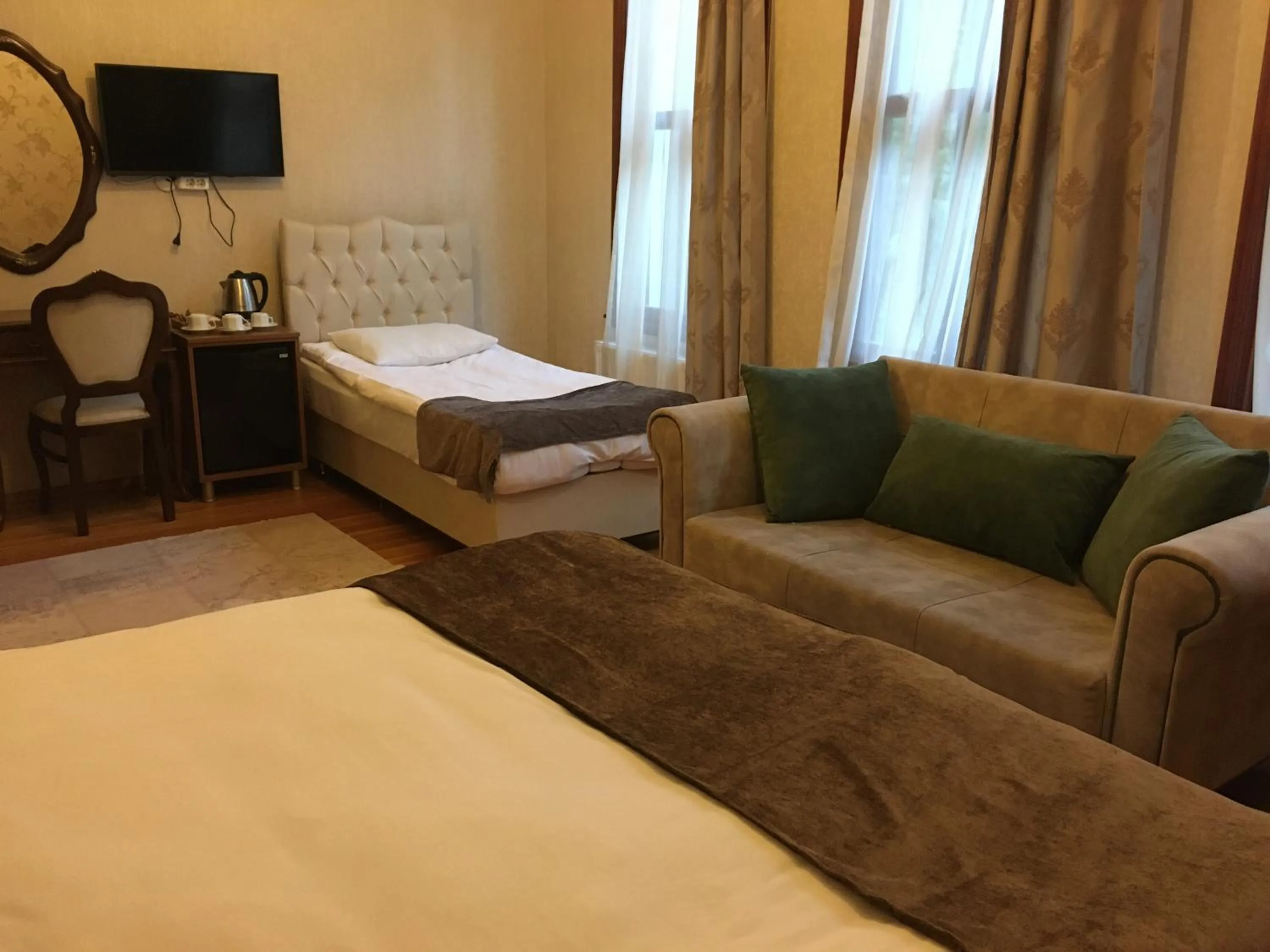 Spring in Nuray Hotel