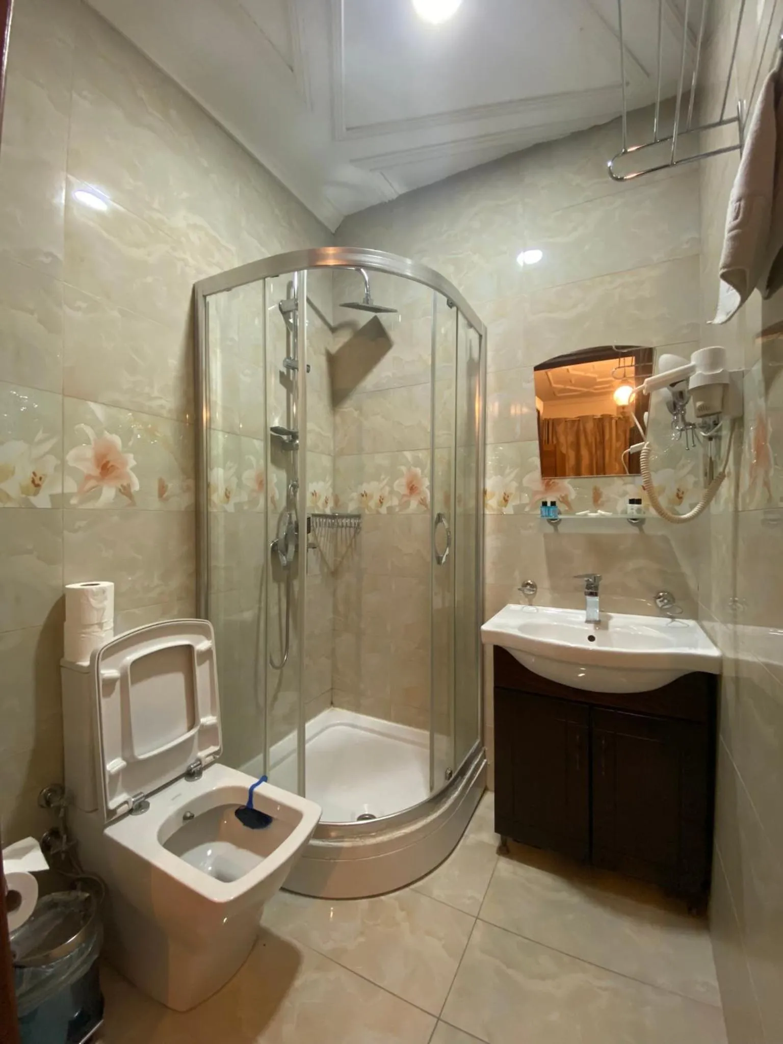 Shower, Bathroom in Nuray Hotel