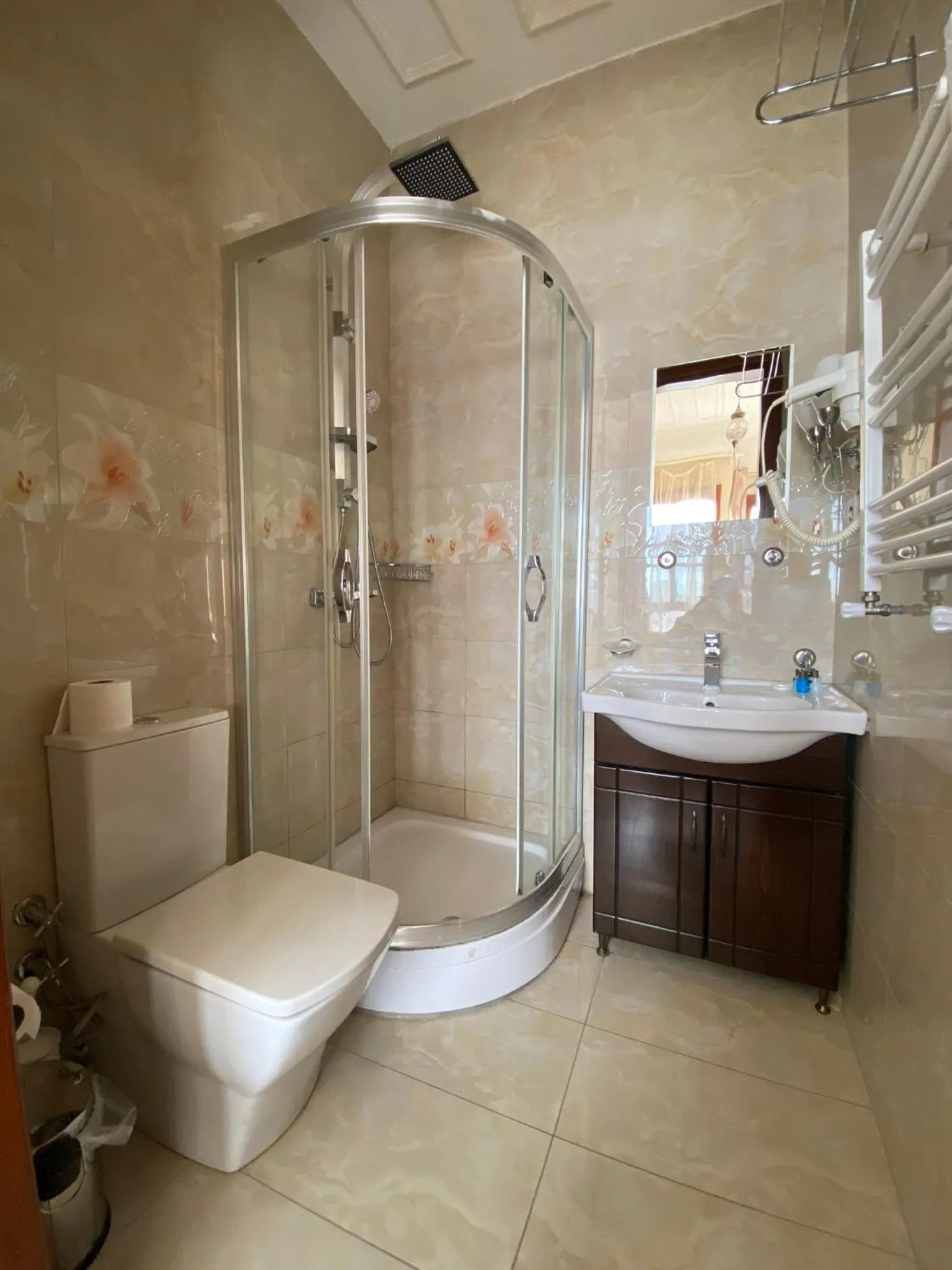 Shower, Bathroom in Nuray Hotel