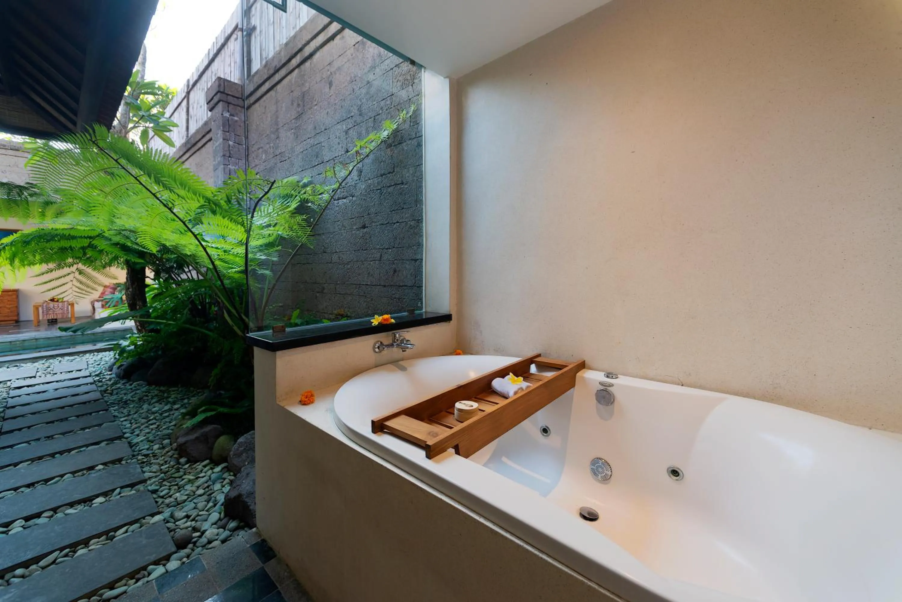 Hot Tub in Adepa Resort