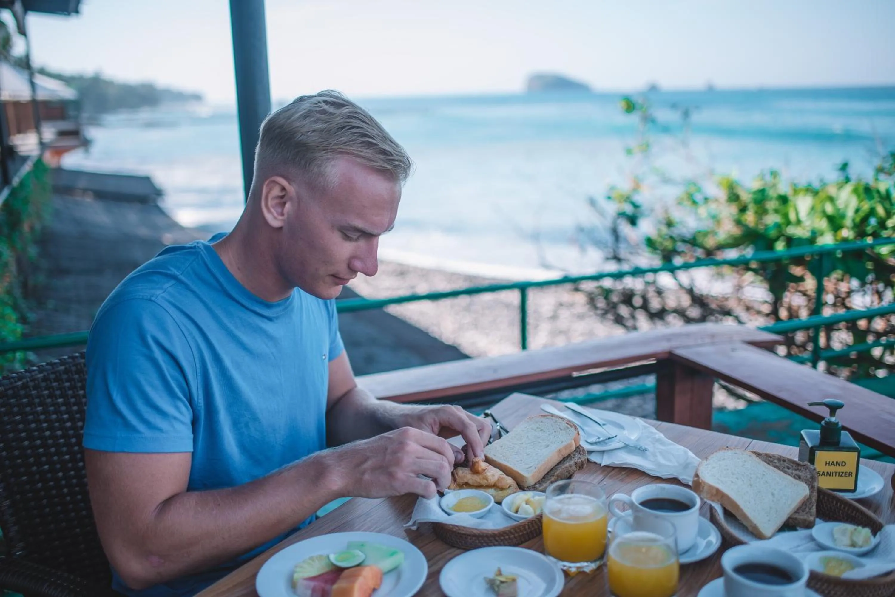 Food and drinks in Ashyana Candidasa Beach Resort