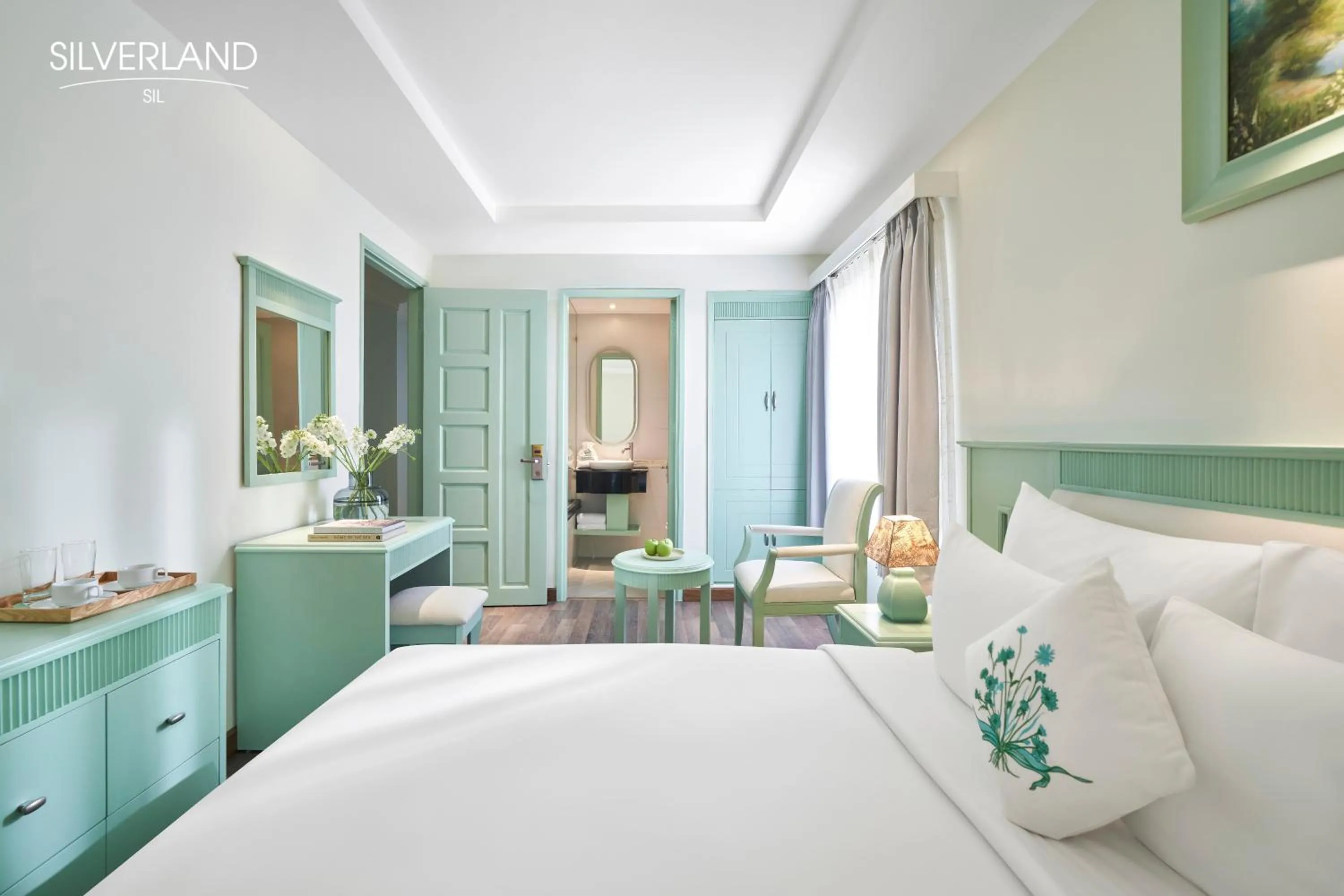 Bedroom, Bed in Silverland Sil Hotel