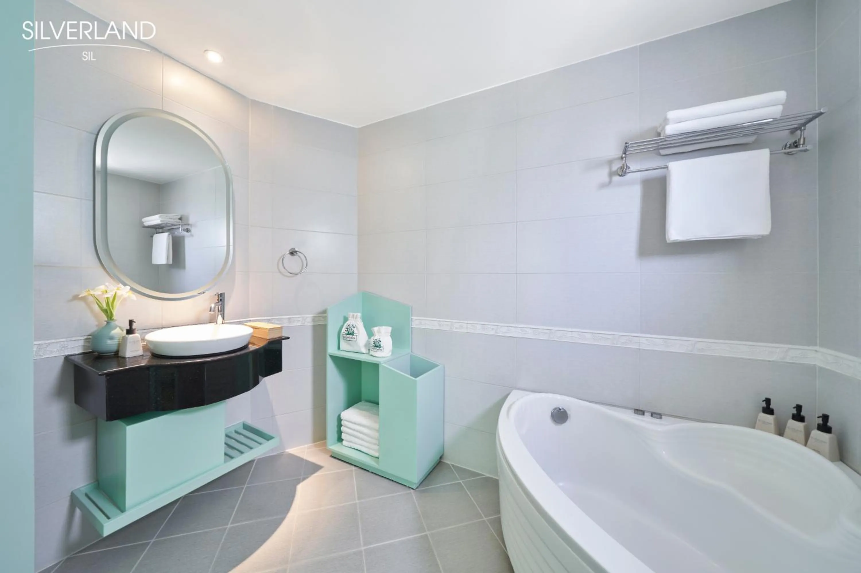 Bath in Silverland Sil Hotel