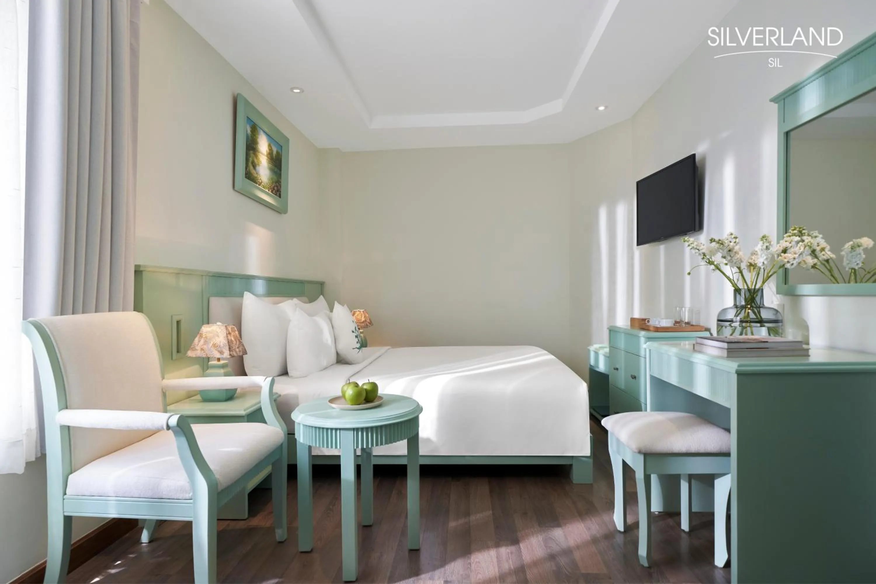 Bedroom, Bed in Silverland Sil Hotel