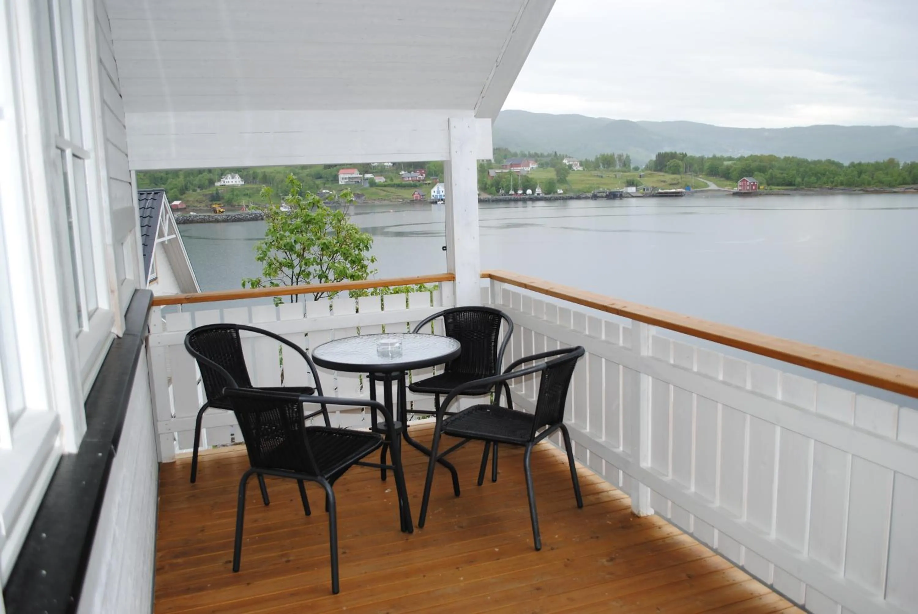 Property building in Furoy Hotel Apartments and Boating