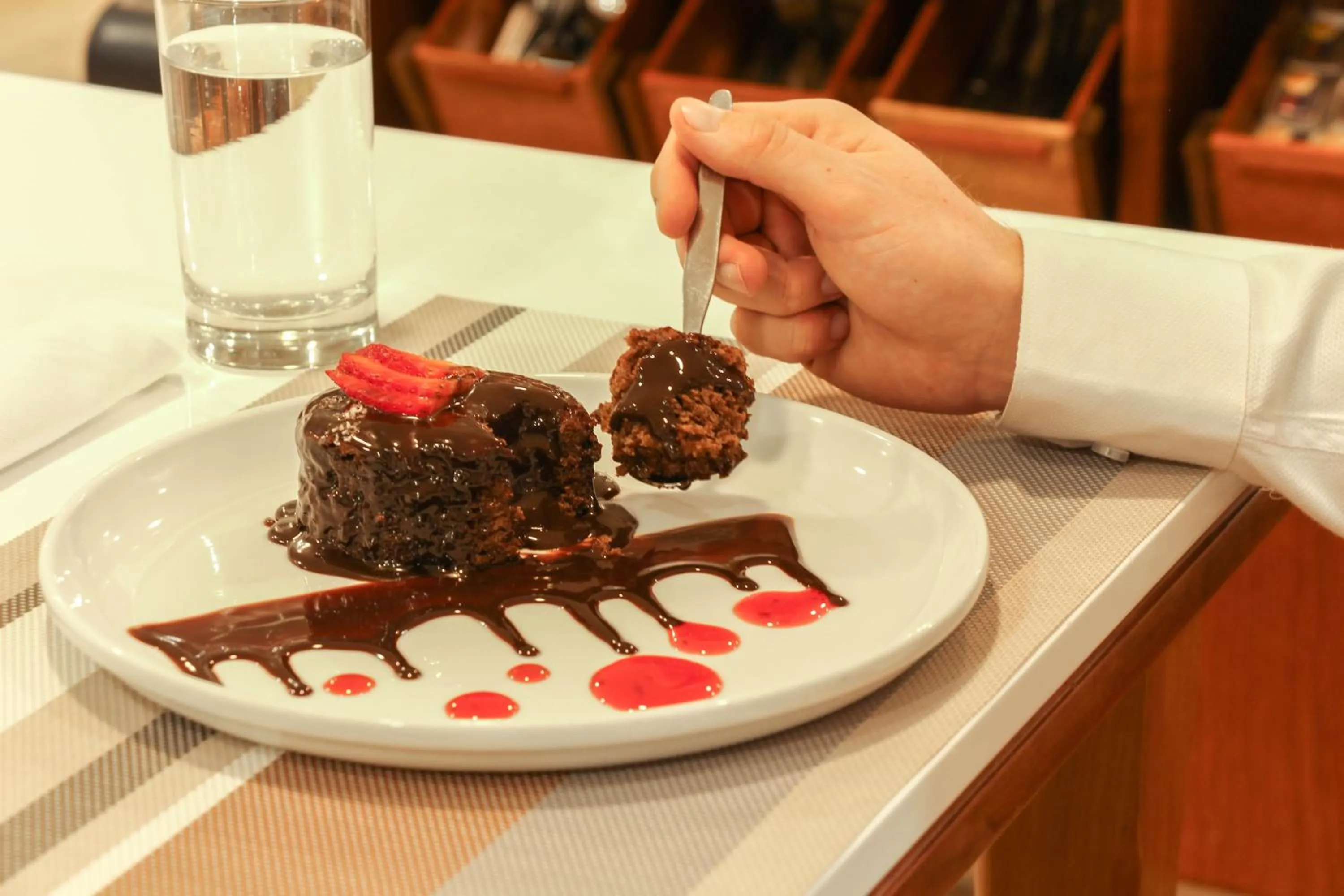 Food and drinks in Hotel Unu