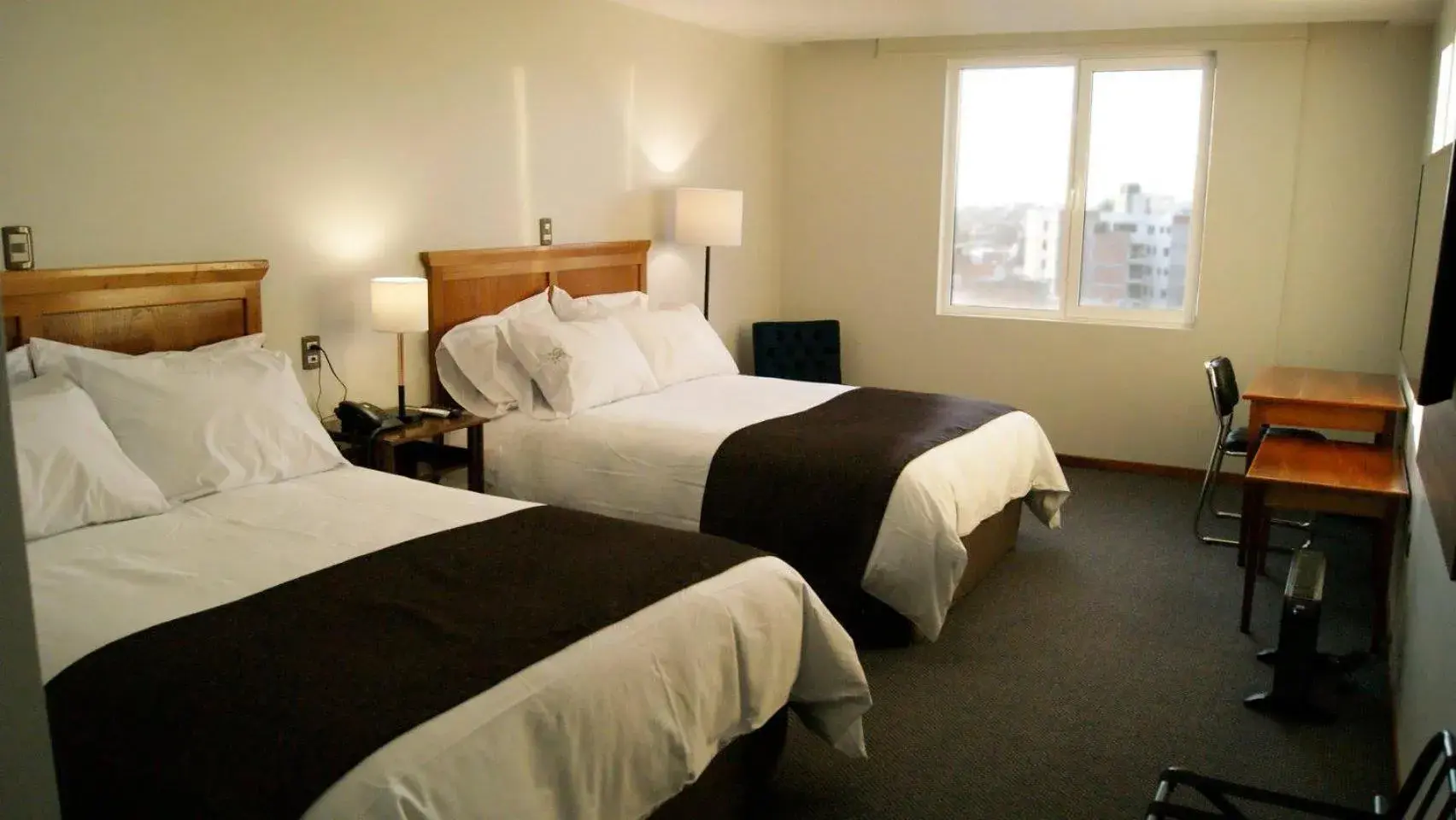 Double Room in Hotel Unu Double Room in Hotel Unu