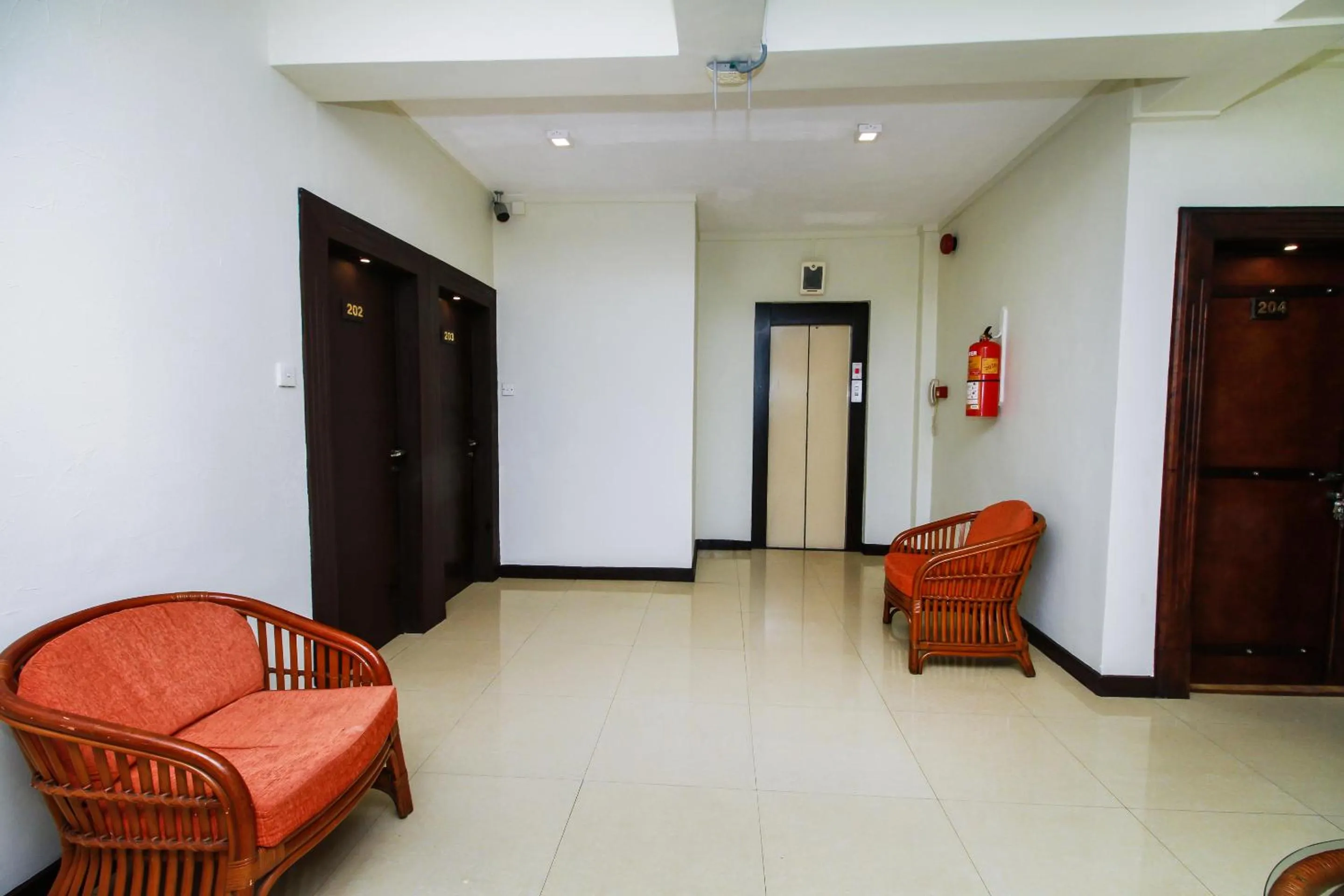 Lobby or reception in Omega Regency Colombo