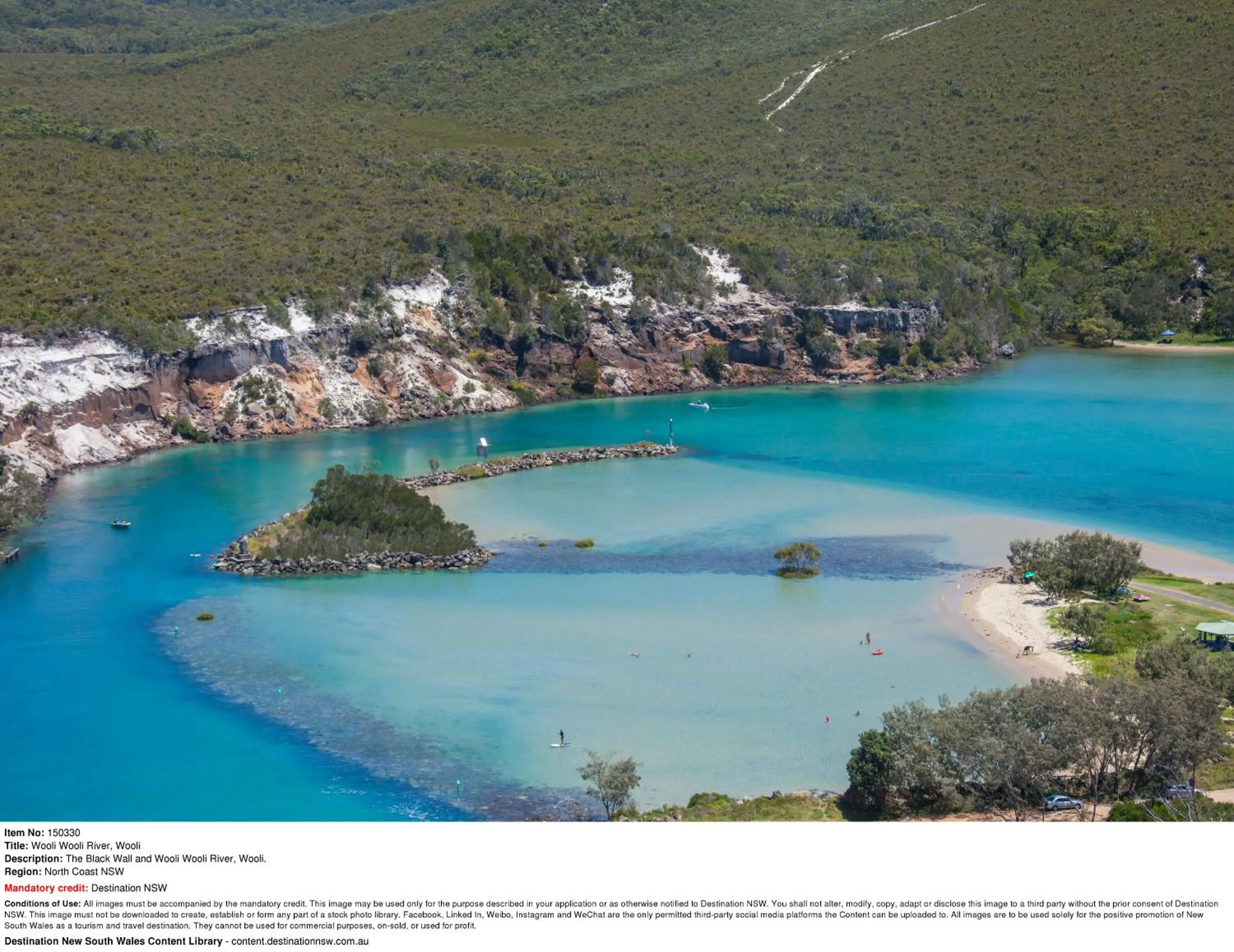 Natural landscape in Blue River Apartments
