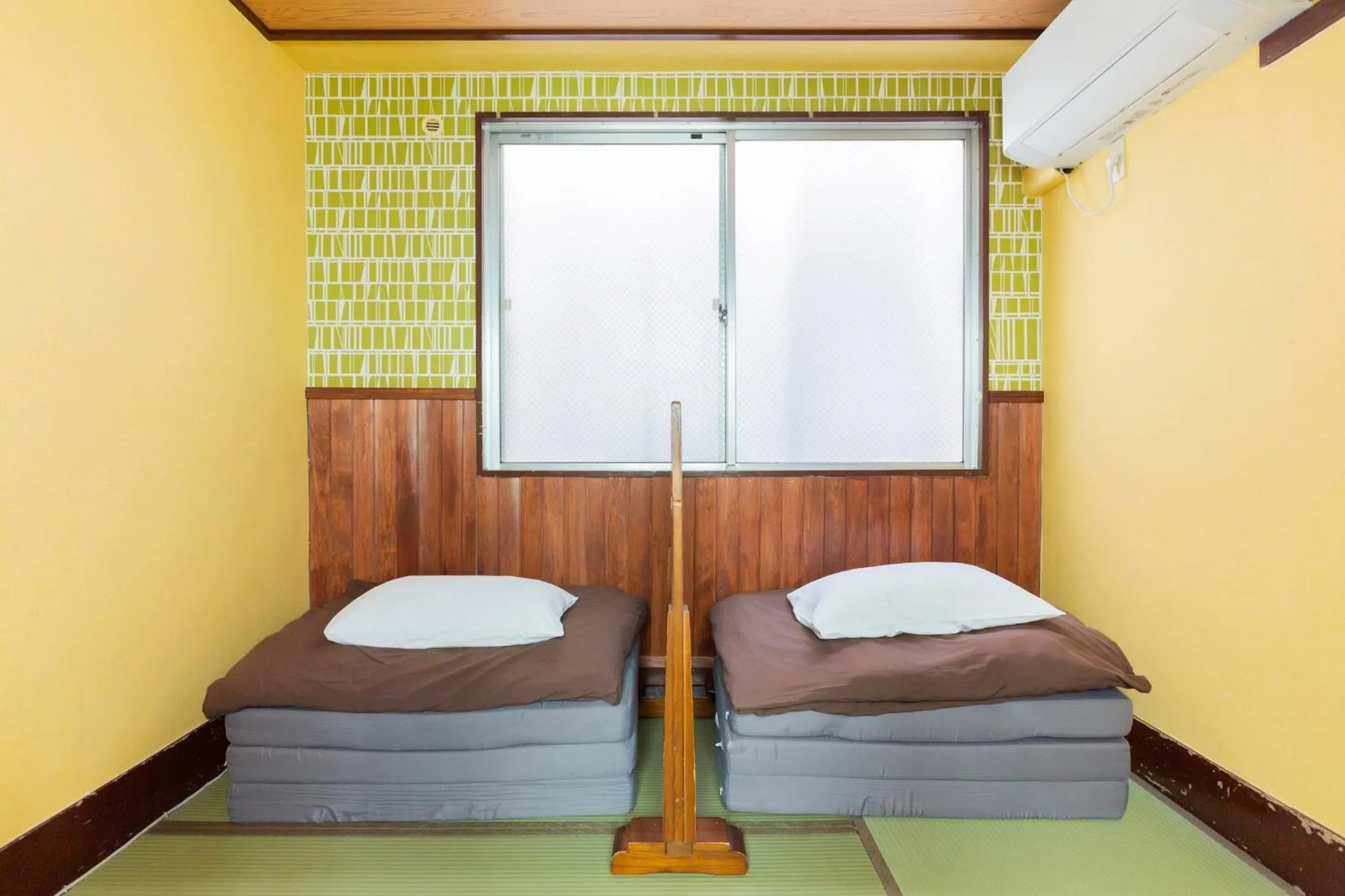 Photo of the whole room, Bed in Shinagawa-shuku Guest House & Tours