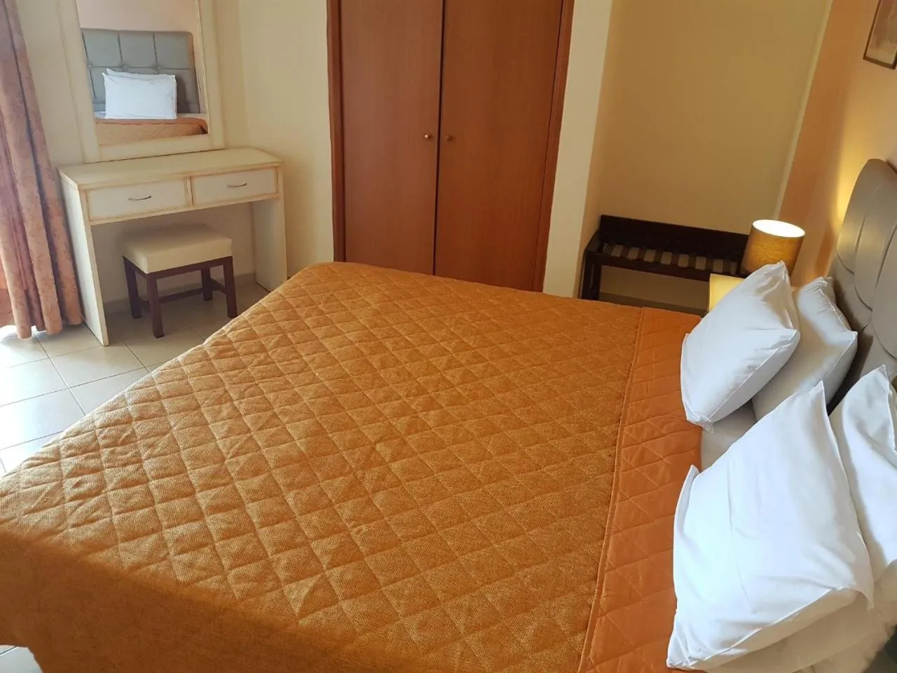 Bed in Mitho Hotel Spa