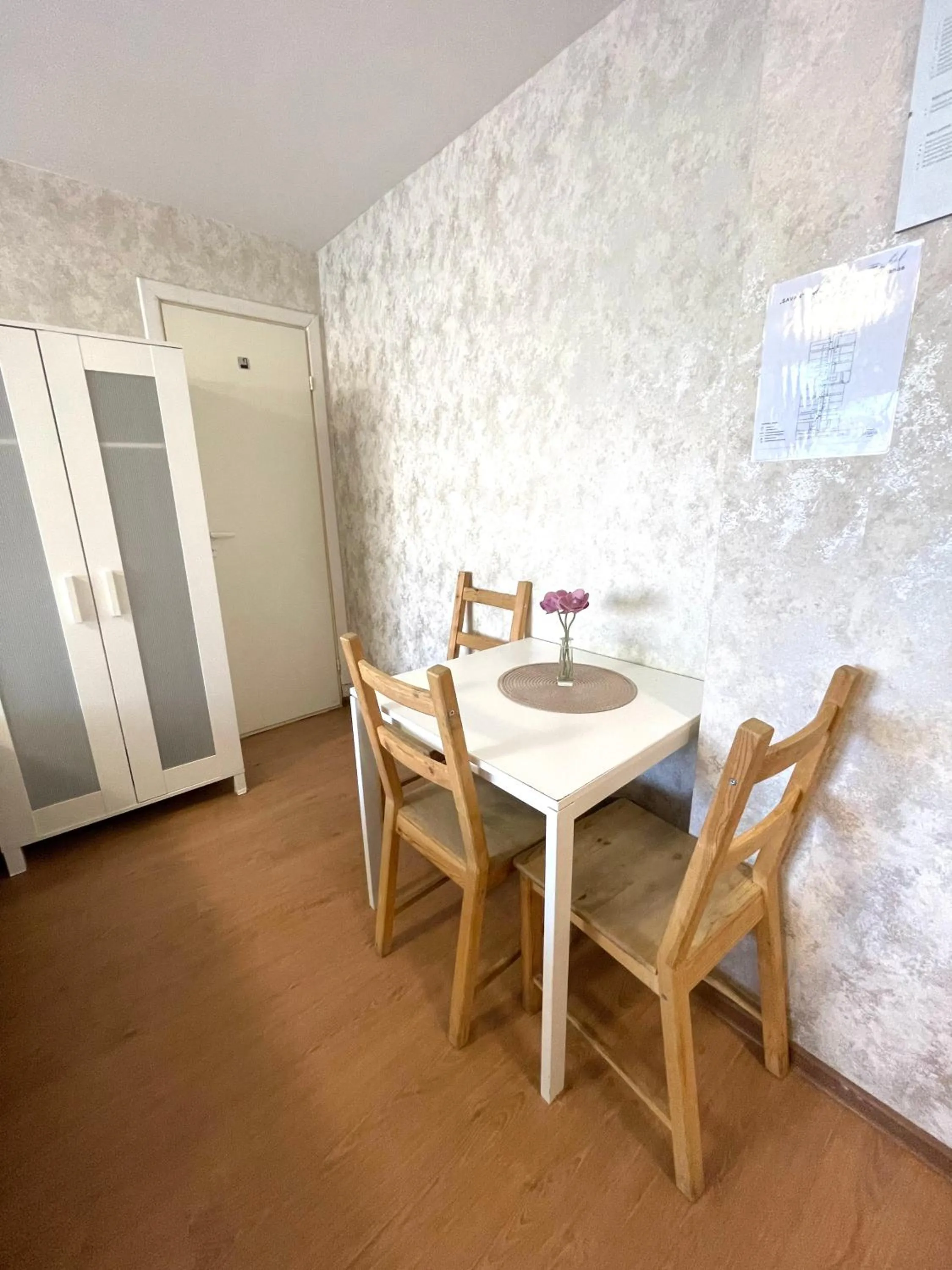 Dining area in Savan House "Easy Kaunas"