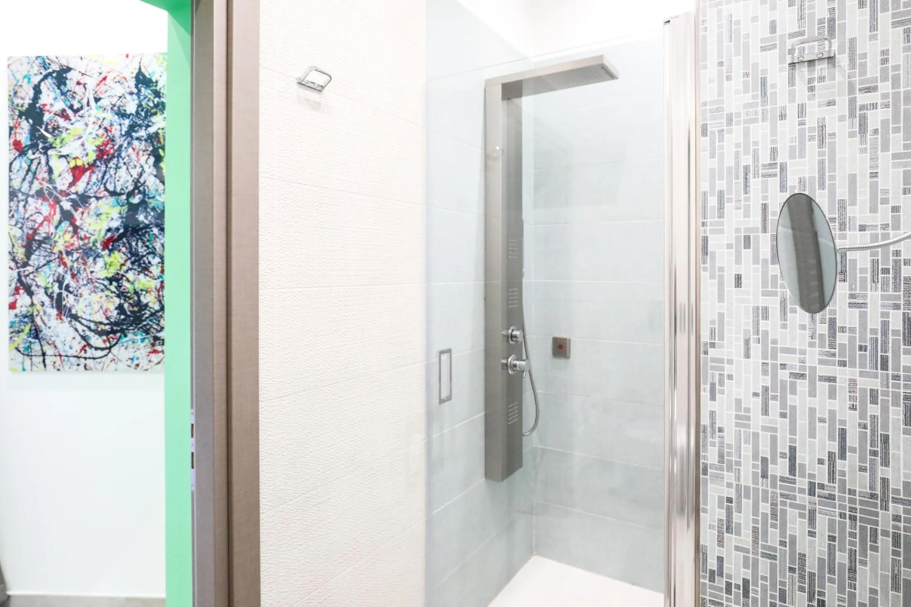 Toledo 16 Luxury Suites