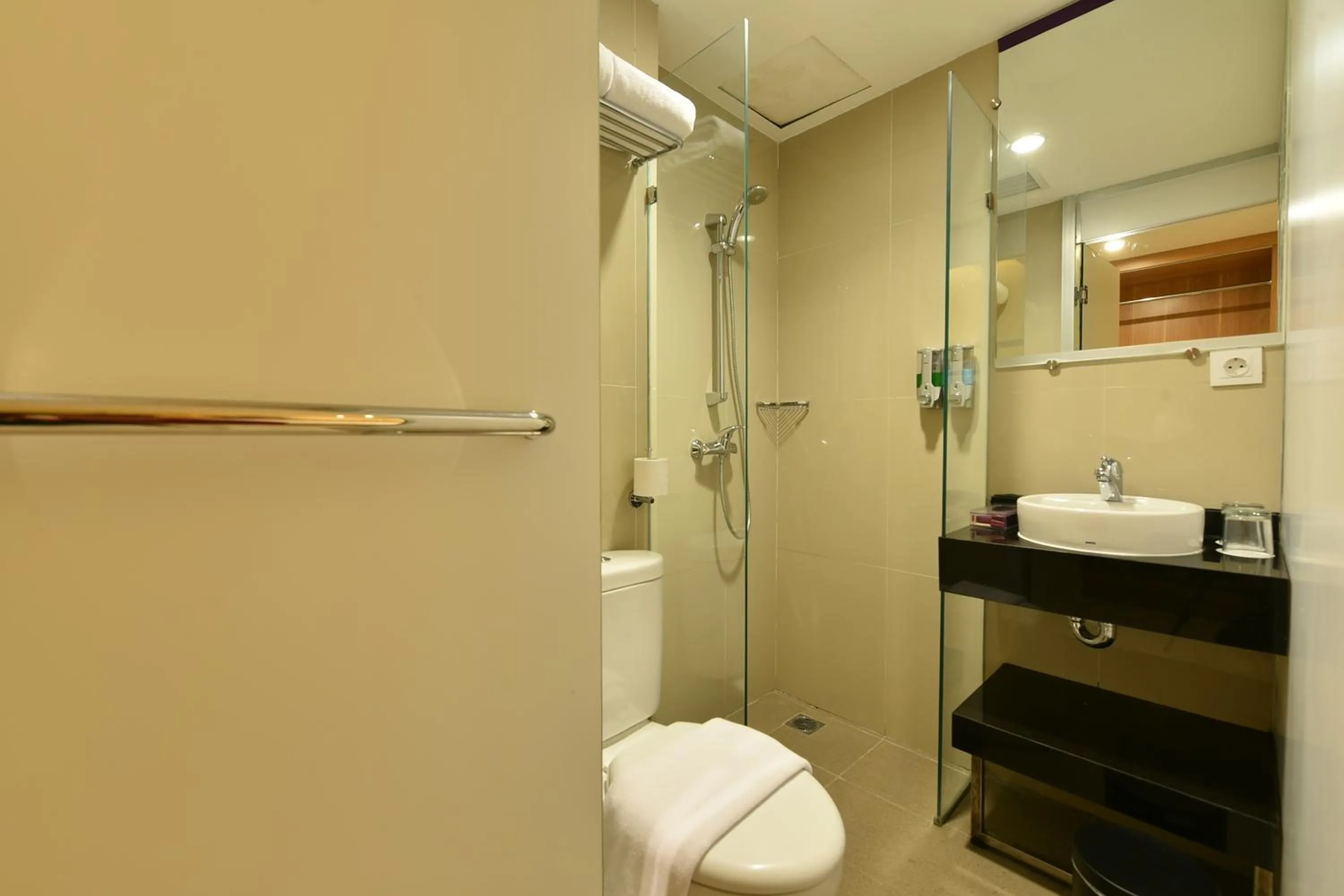 Bathroom in Midtown Xpress Balikpapan