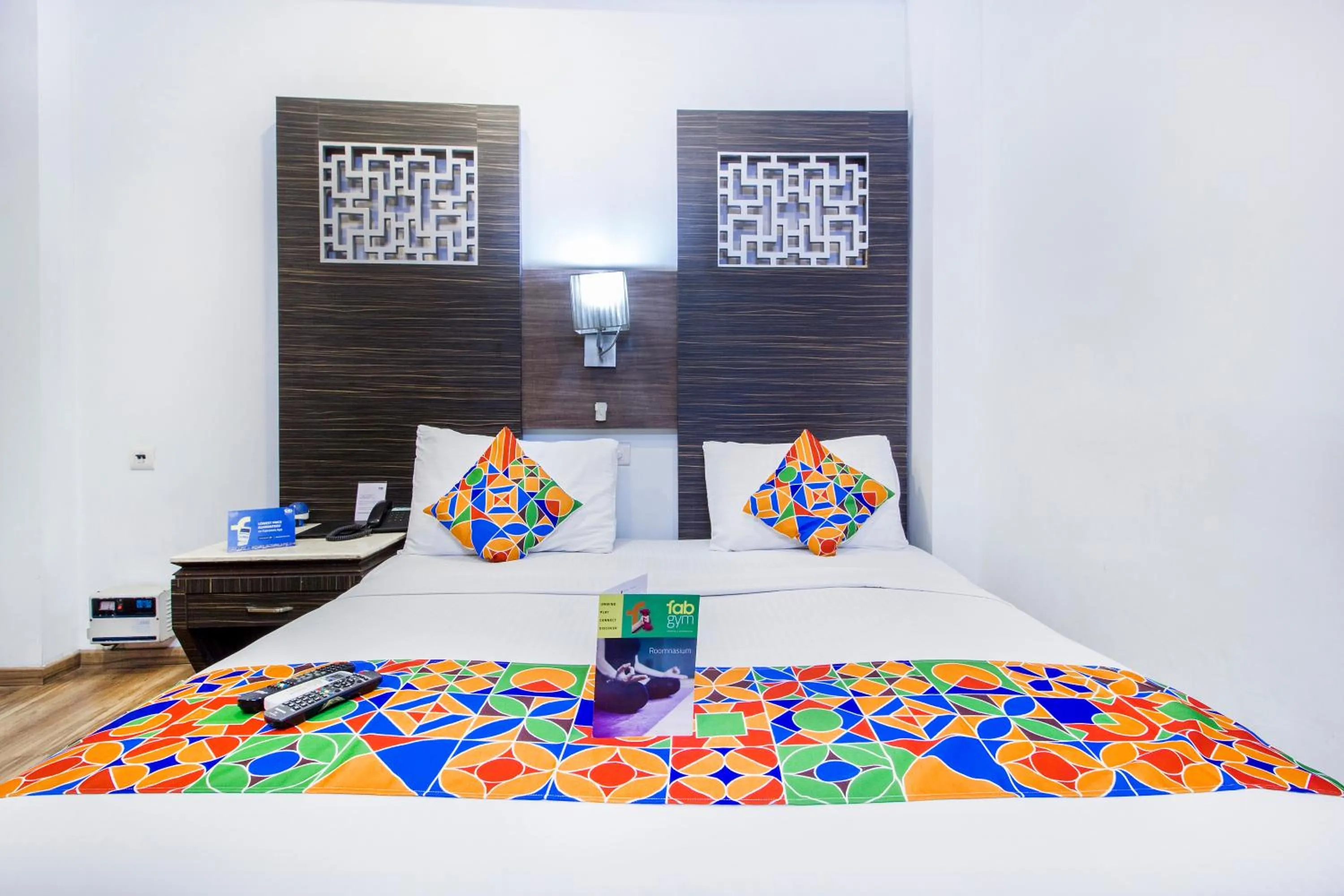 TV and multimedia, Bed in Hotel Sunstar Heights