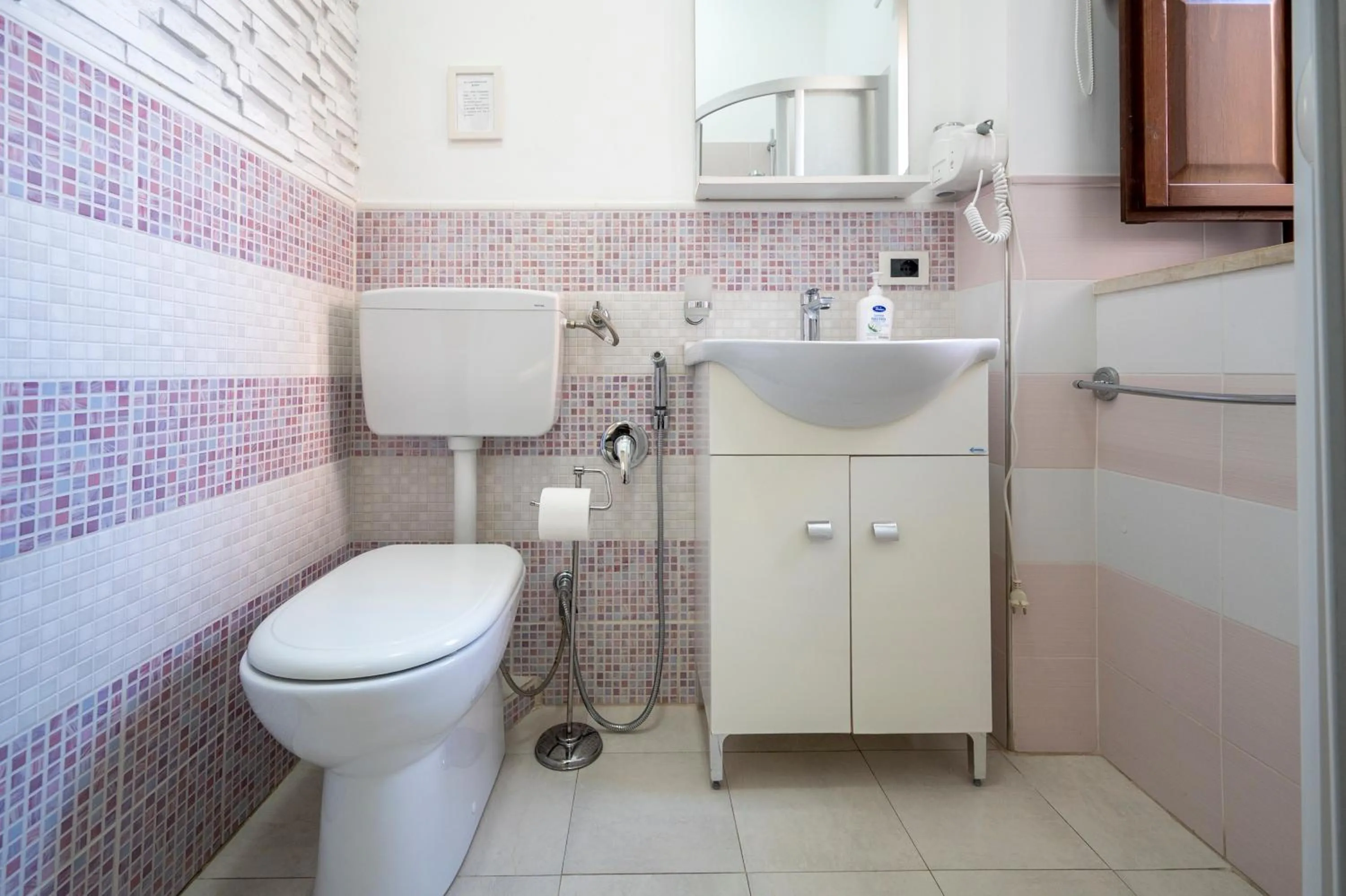 Shower in Zanzibar - Charming Rooms and Apartments