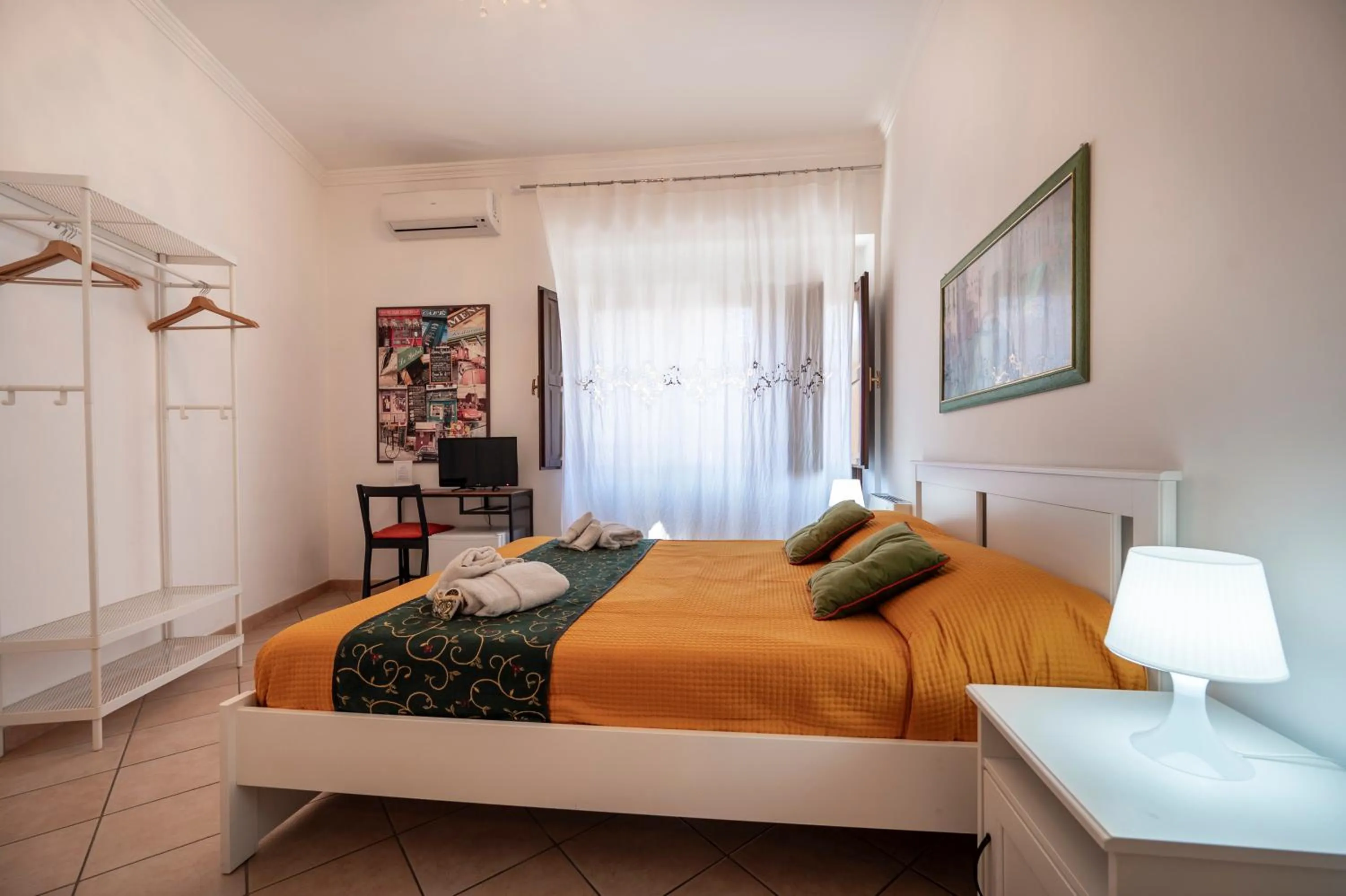 Bed in Zanzibar - Charming Rooms and Apartments