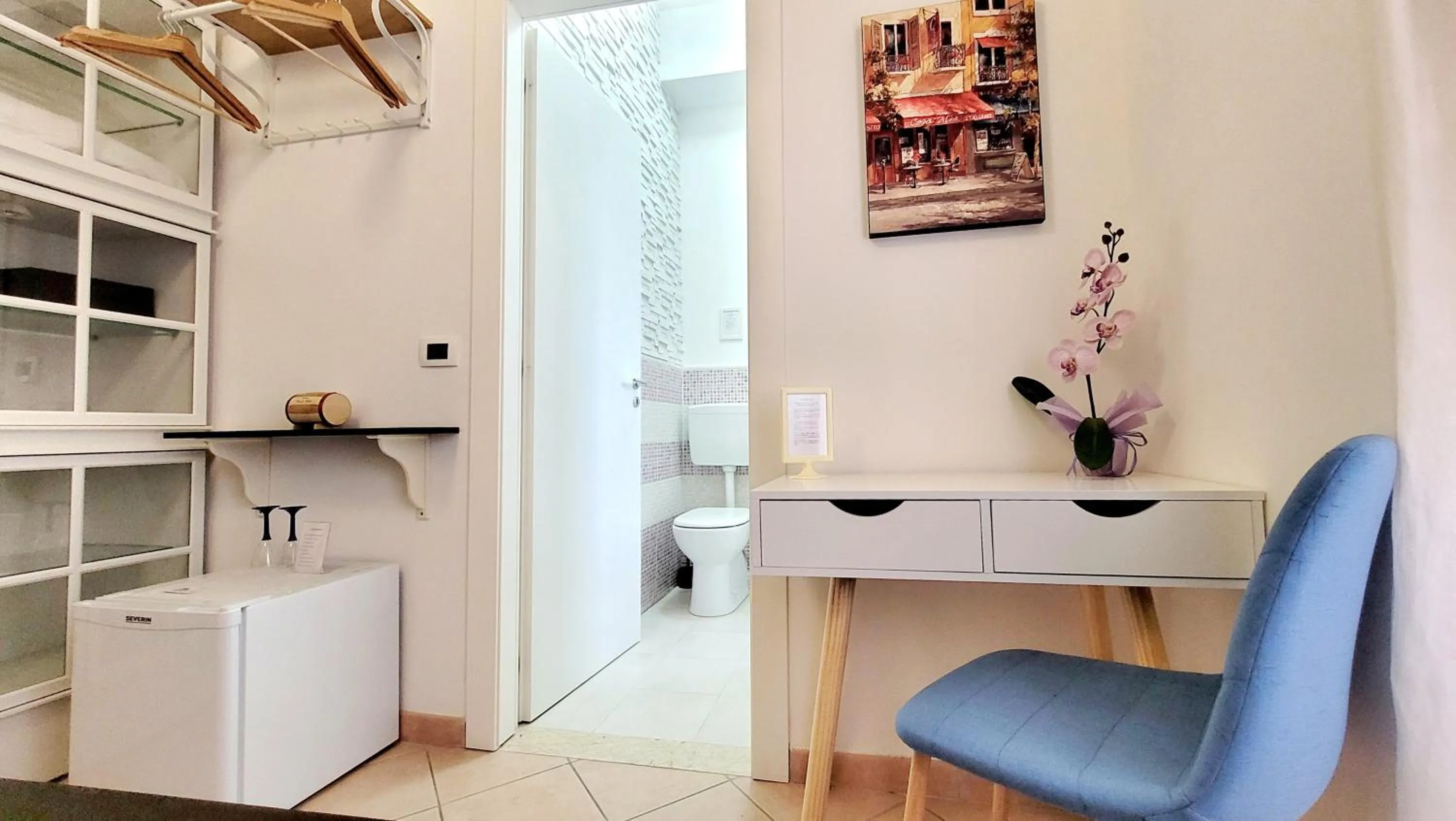 wardrobe in Zanzibar - Charming Rooms and Apartments