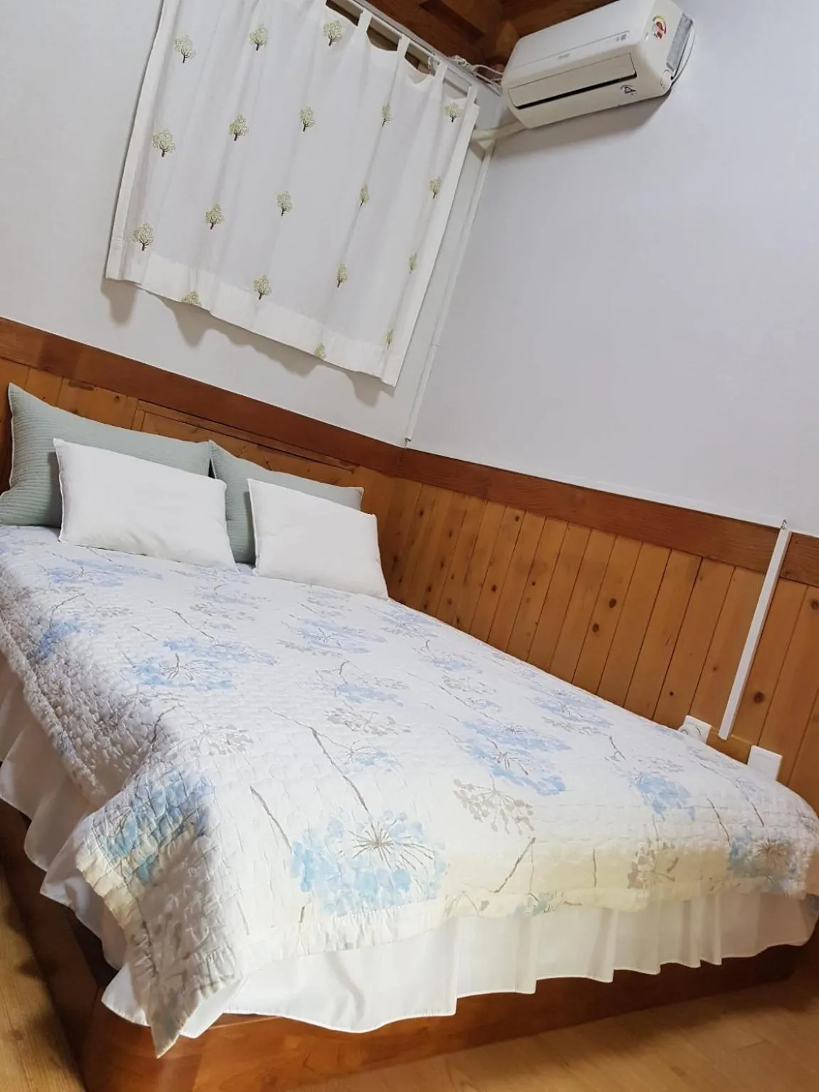 Bed in Starlight Rest Area