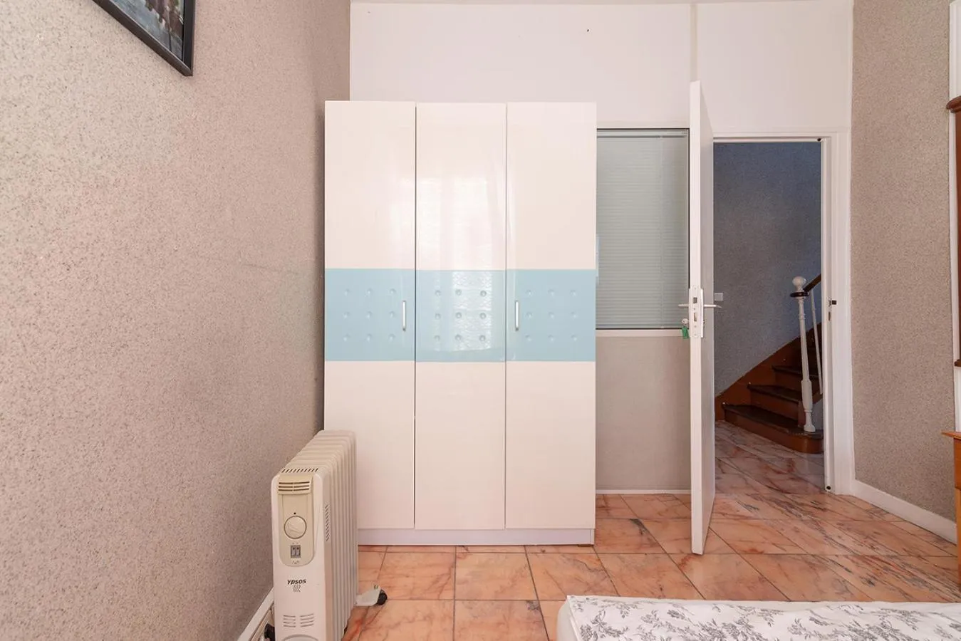 Property building in Cameleon Paris Guesthouse