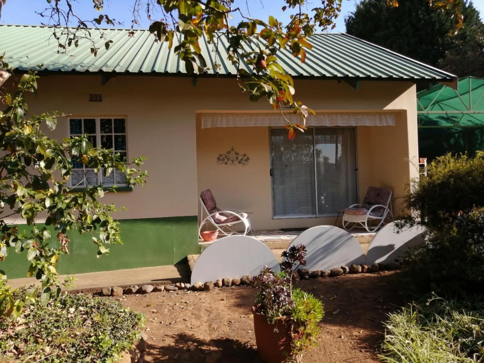 Patio in Bell Park Self Catering