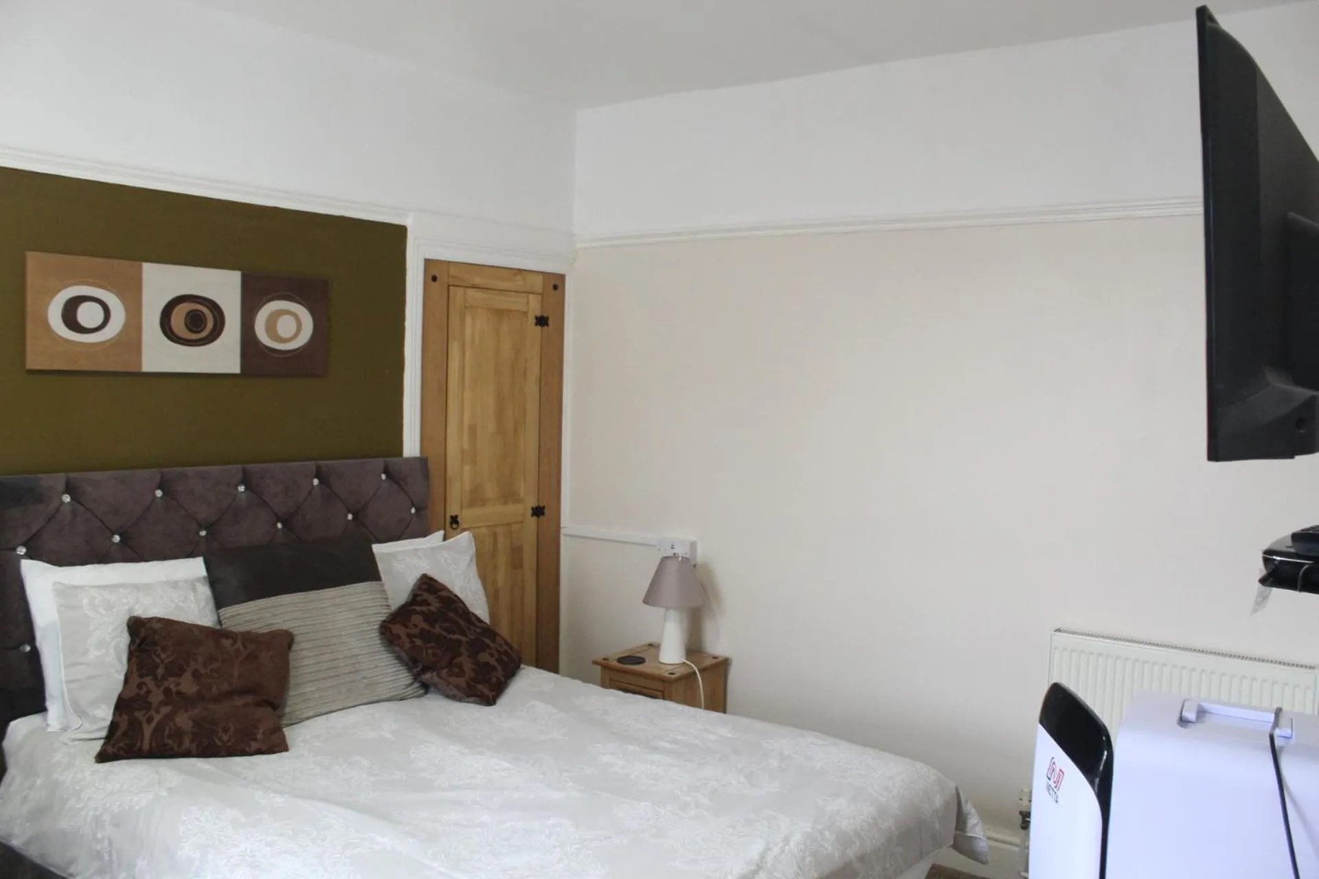 Bed in Oakwell Guest House