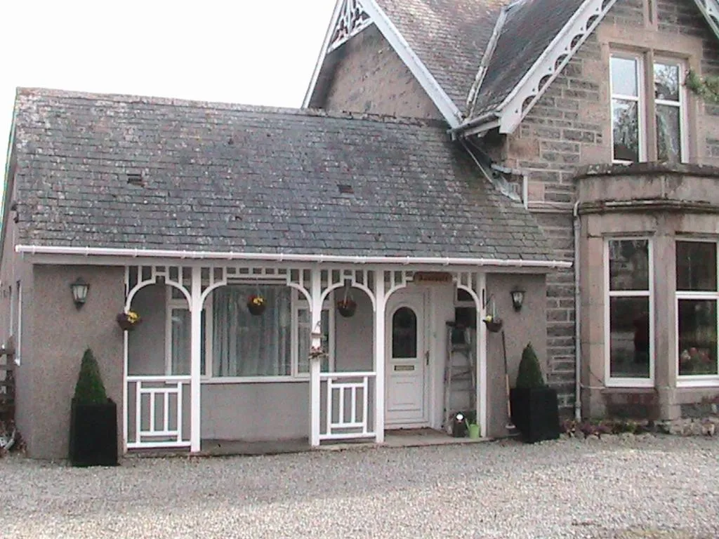 Property building in Avondale House