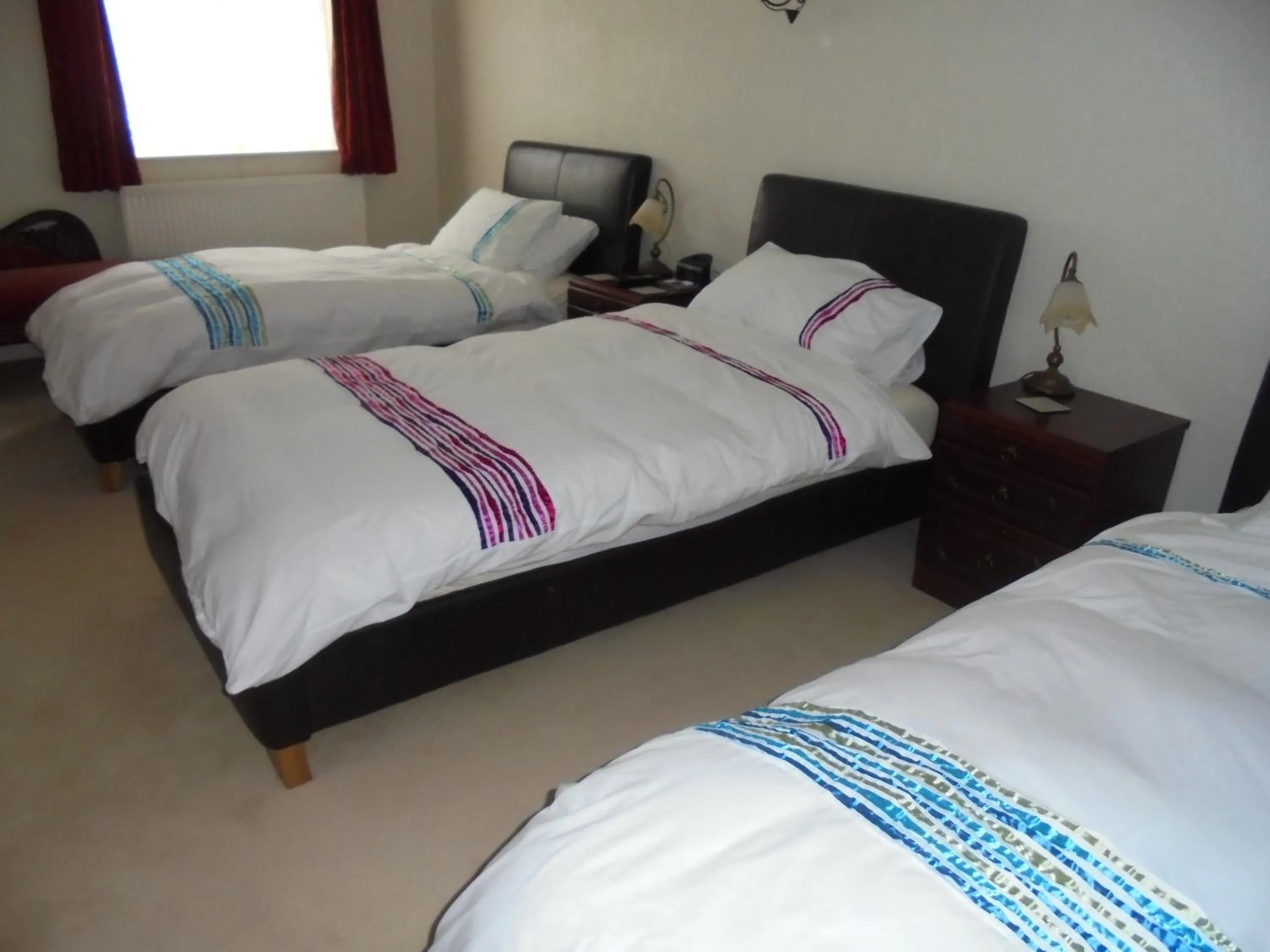 Bed in Avondale House