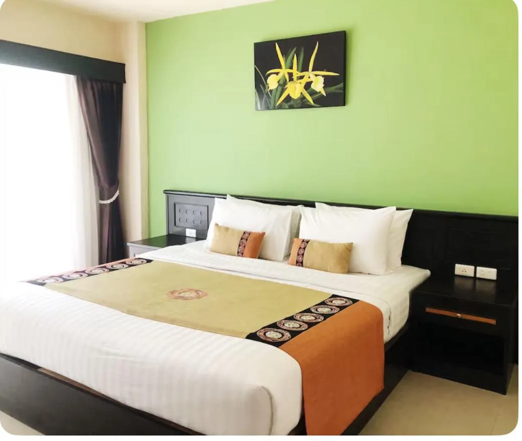 Bed in MM Hill Koh Samui Hotel - SHA Certified