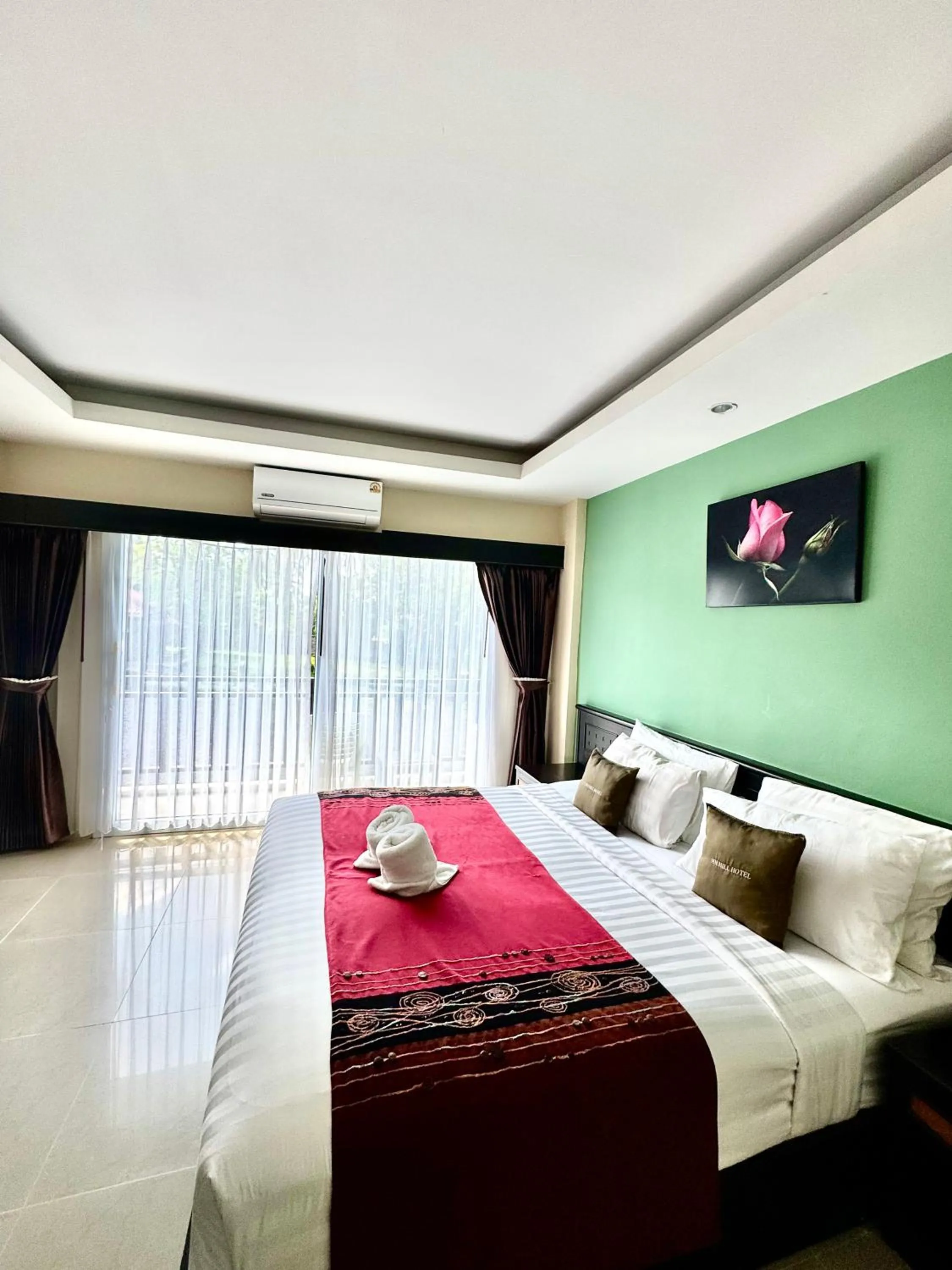 Bed in MM Hill Koh Samui Hotel - SHA Certified