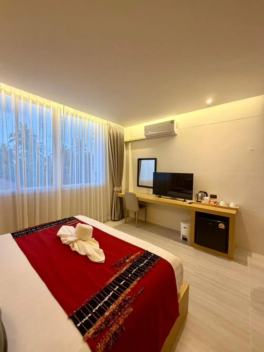 Bed in MM Hill Koh Samui Hotel - SHA Certified