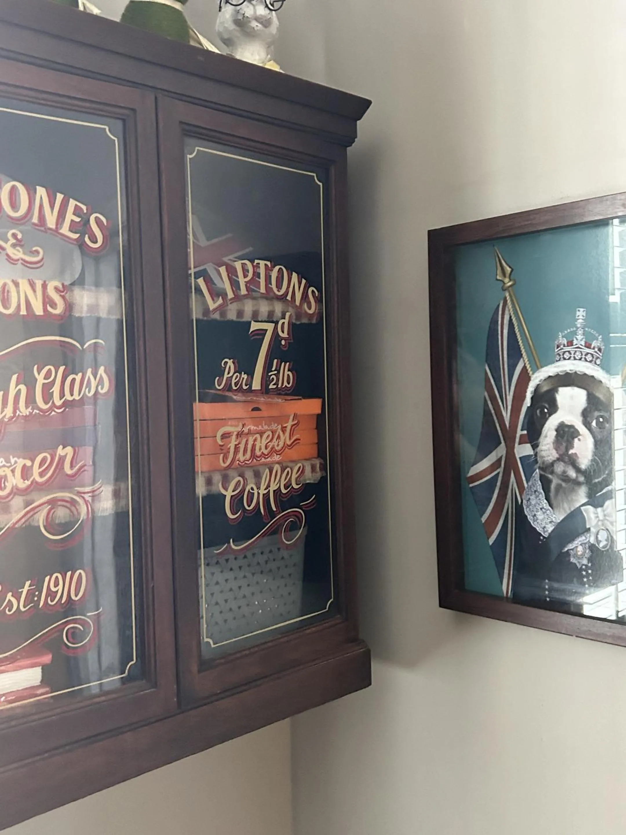Dining area in Maison Claire