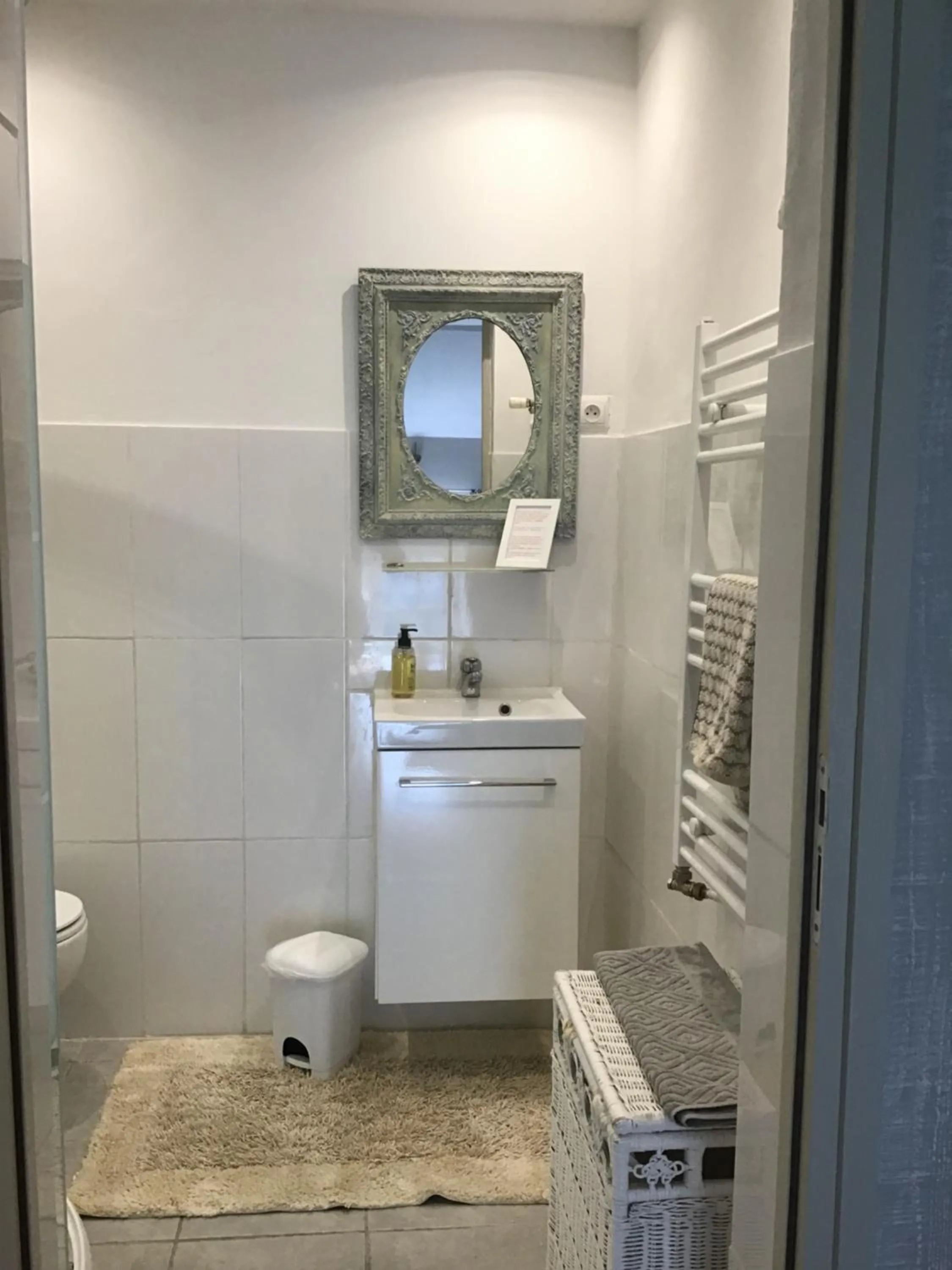 Shower in Le Domaine