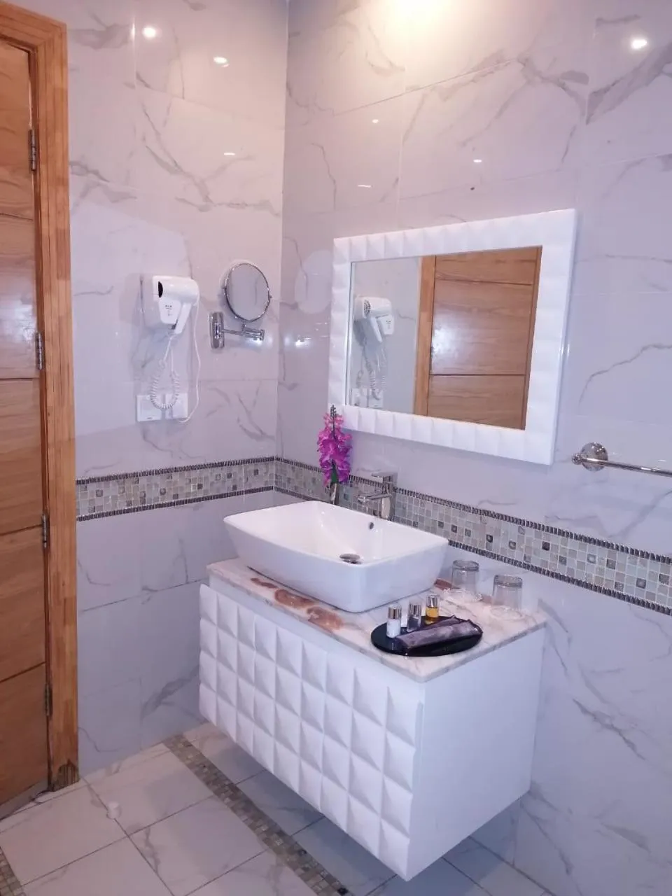 Bathroom in Boudl Quraish