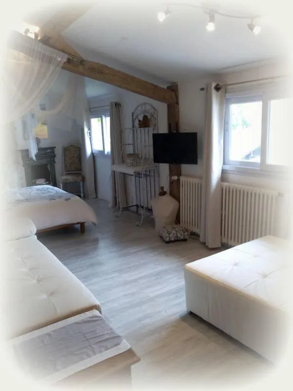 Photo of the whole room, Bed in La Maison d'Hocquincourt