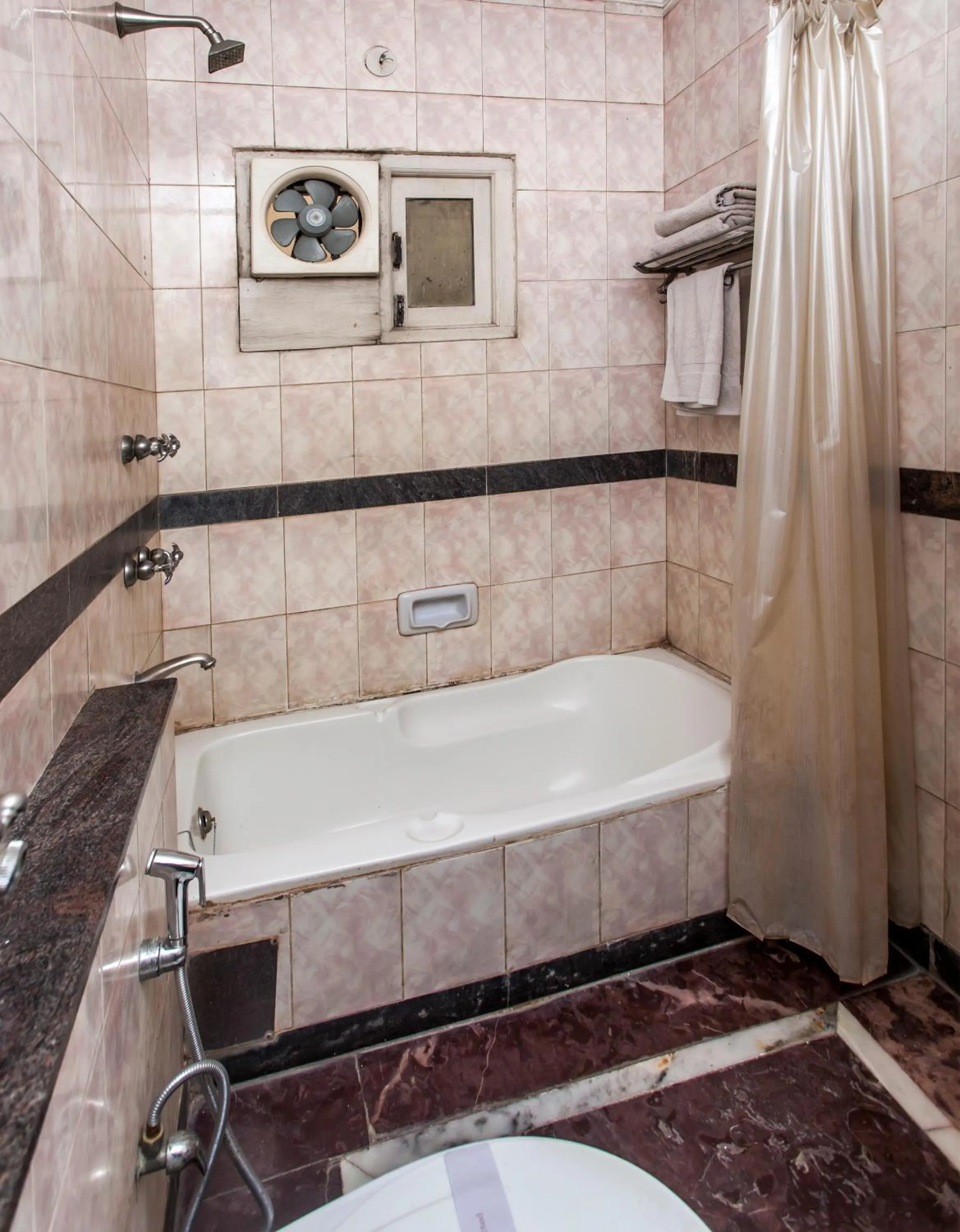 Bathroom in Hotel Sunstar Residency