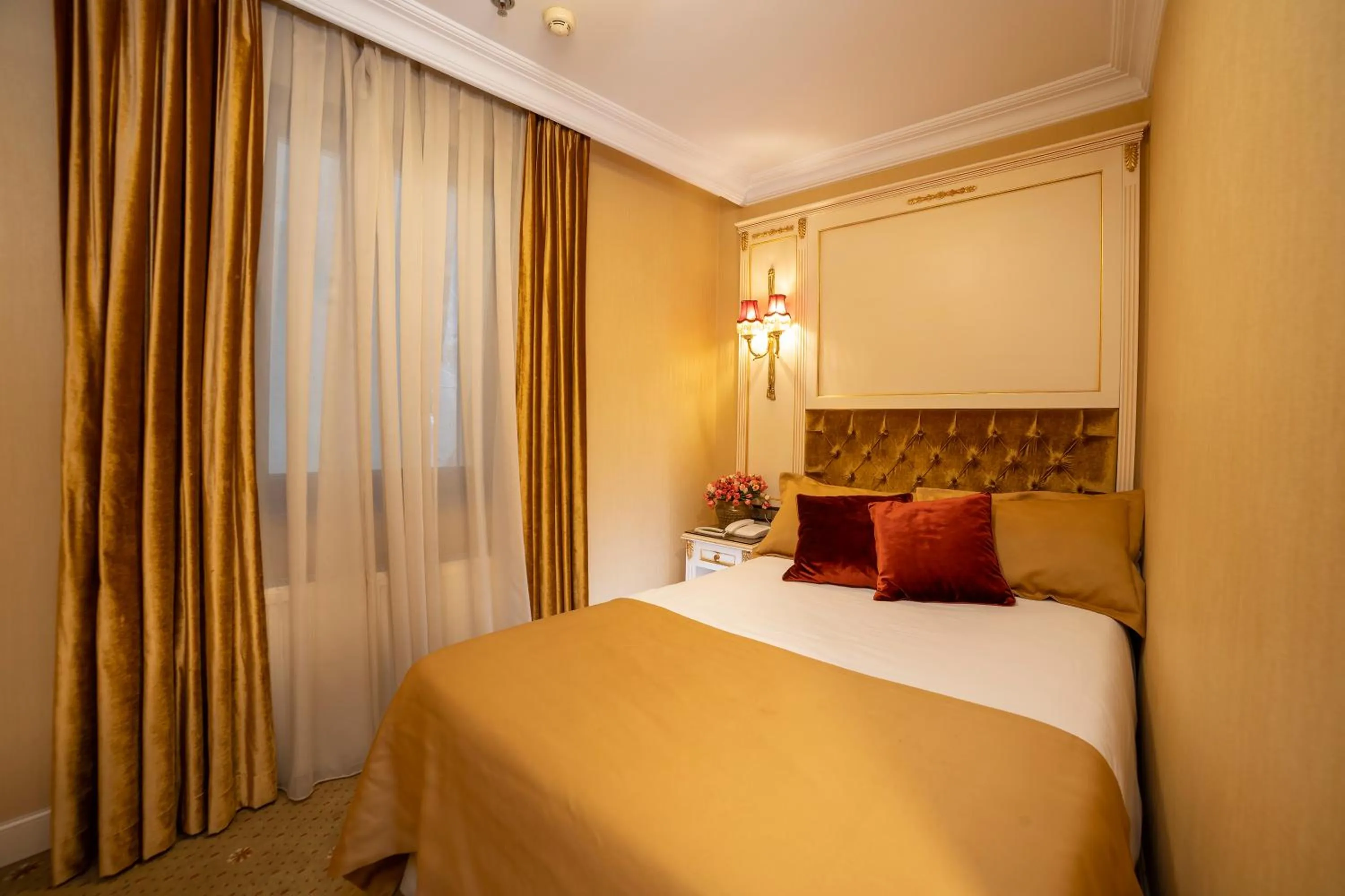 Photo of the whole room, Bed in Balin Hotel - Special Category