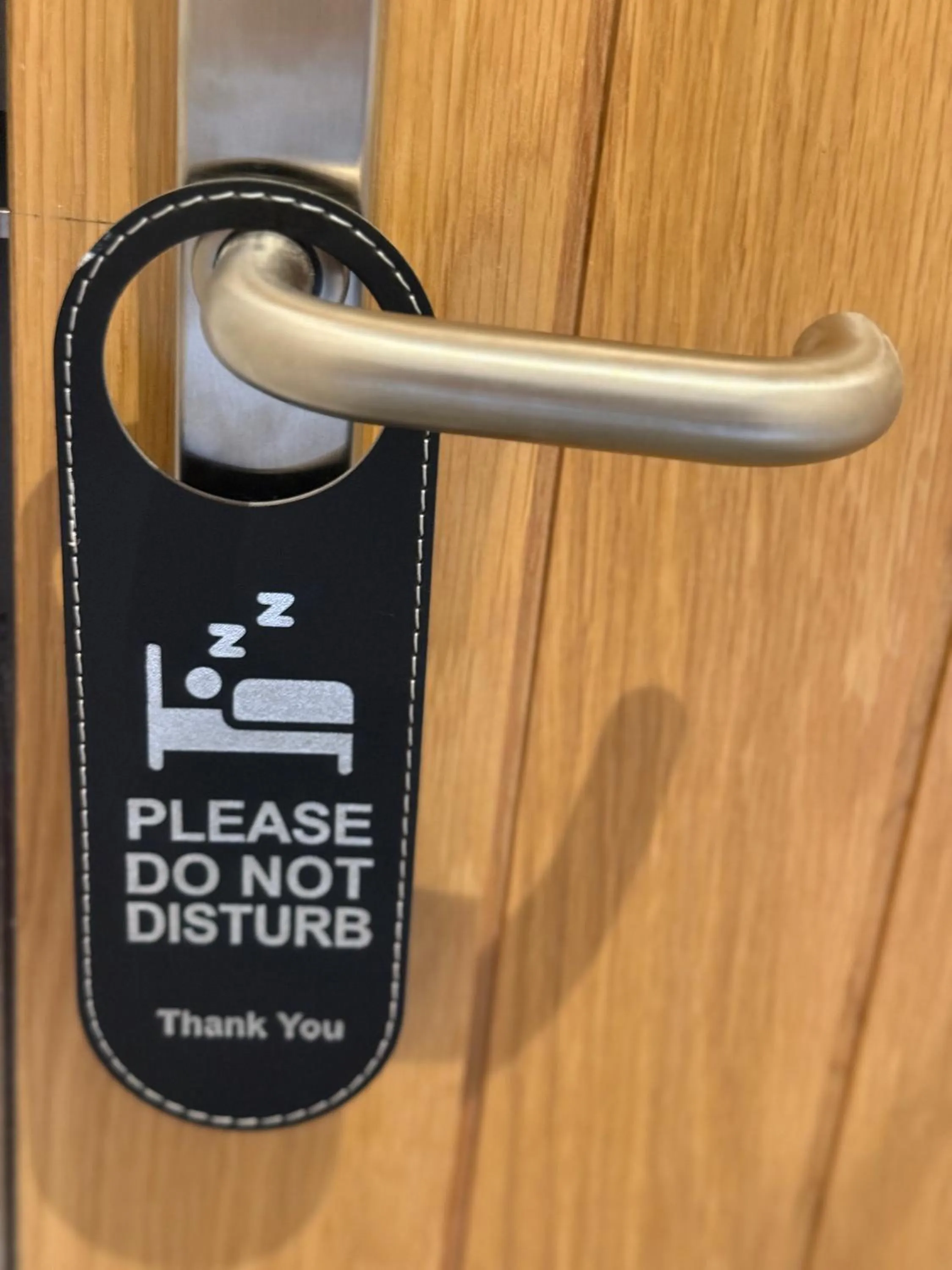 Bedroom in The Golden Fleece Inn