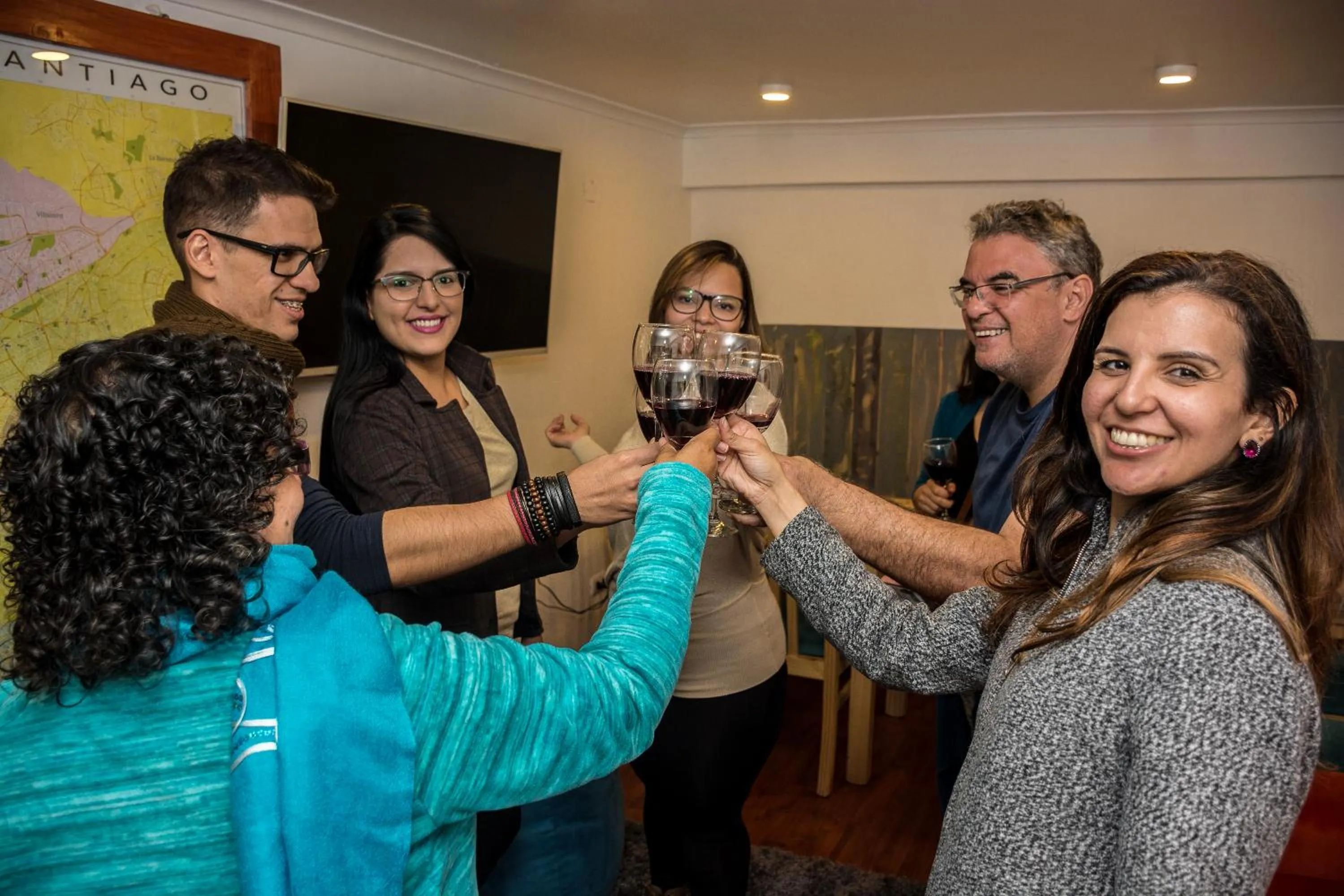 Evening entertainment in Hostal Casa Aborigen