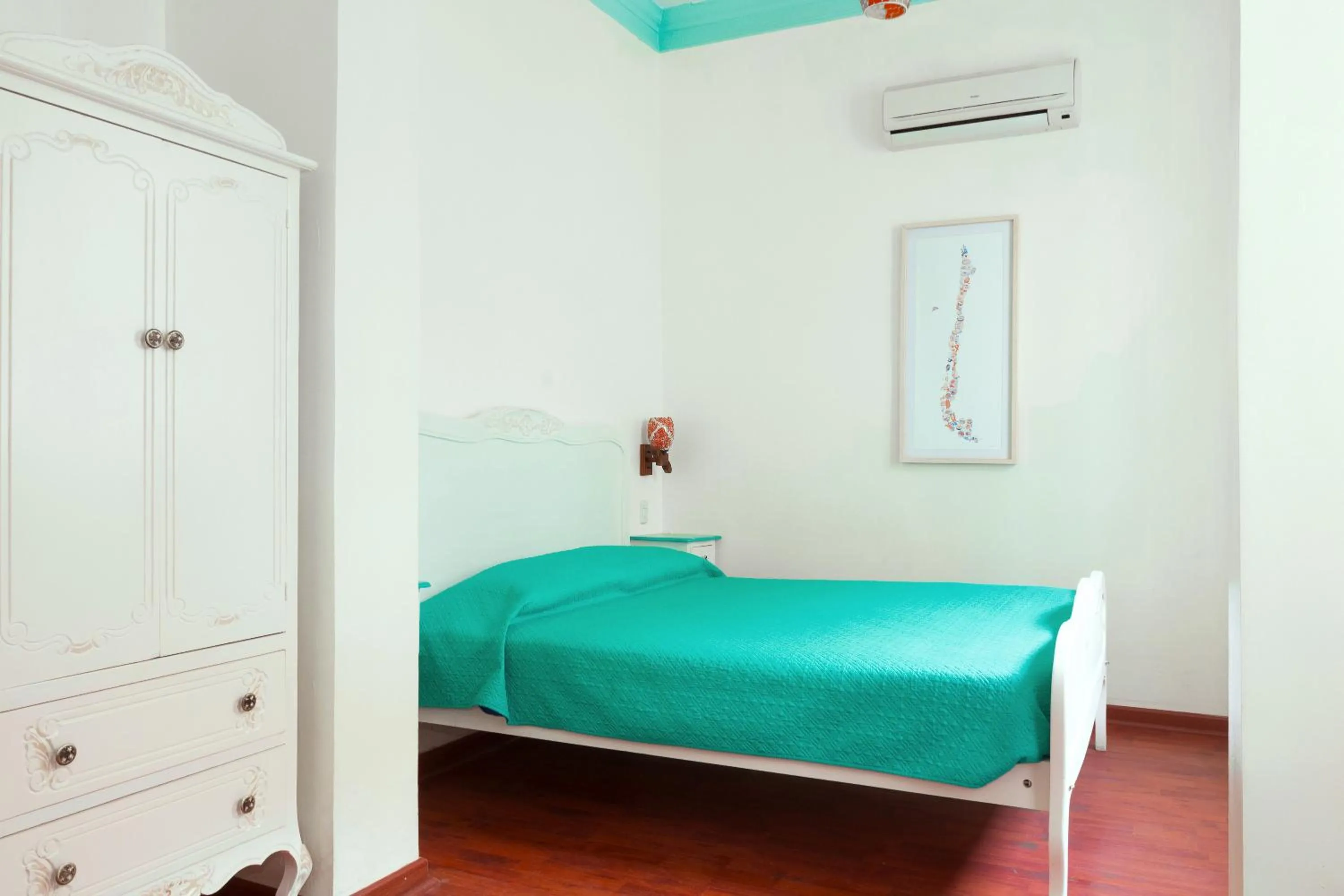 Bedroom, Bed in Hostal Casa Aborigen