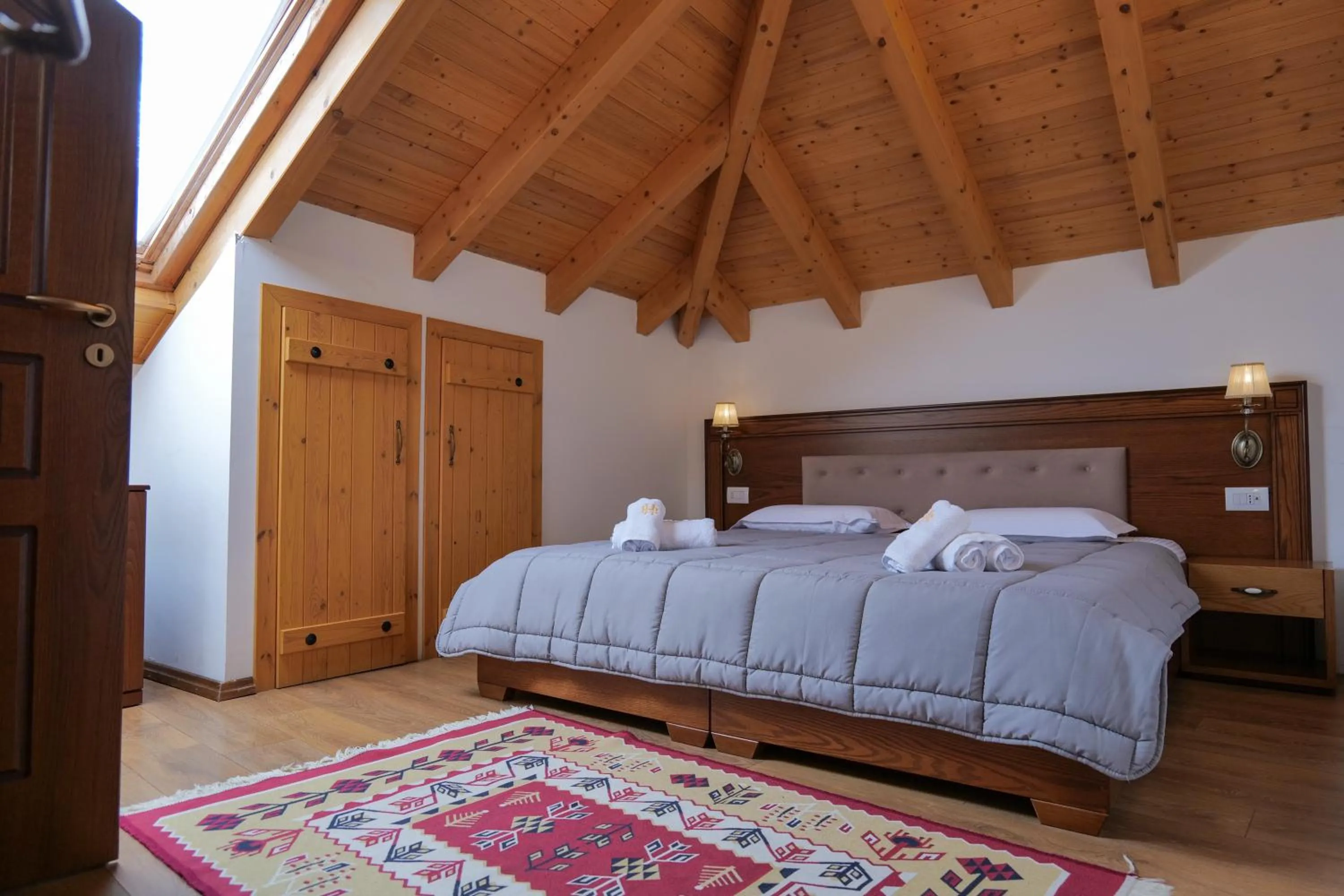 Photo of the whole room in Hotel Bineri