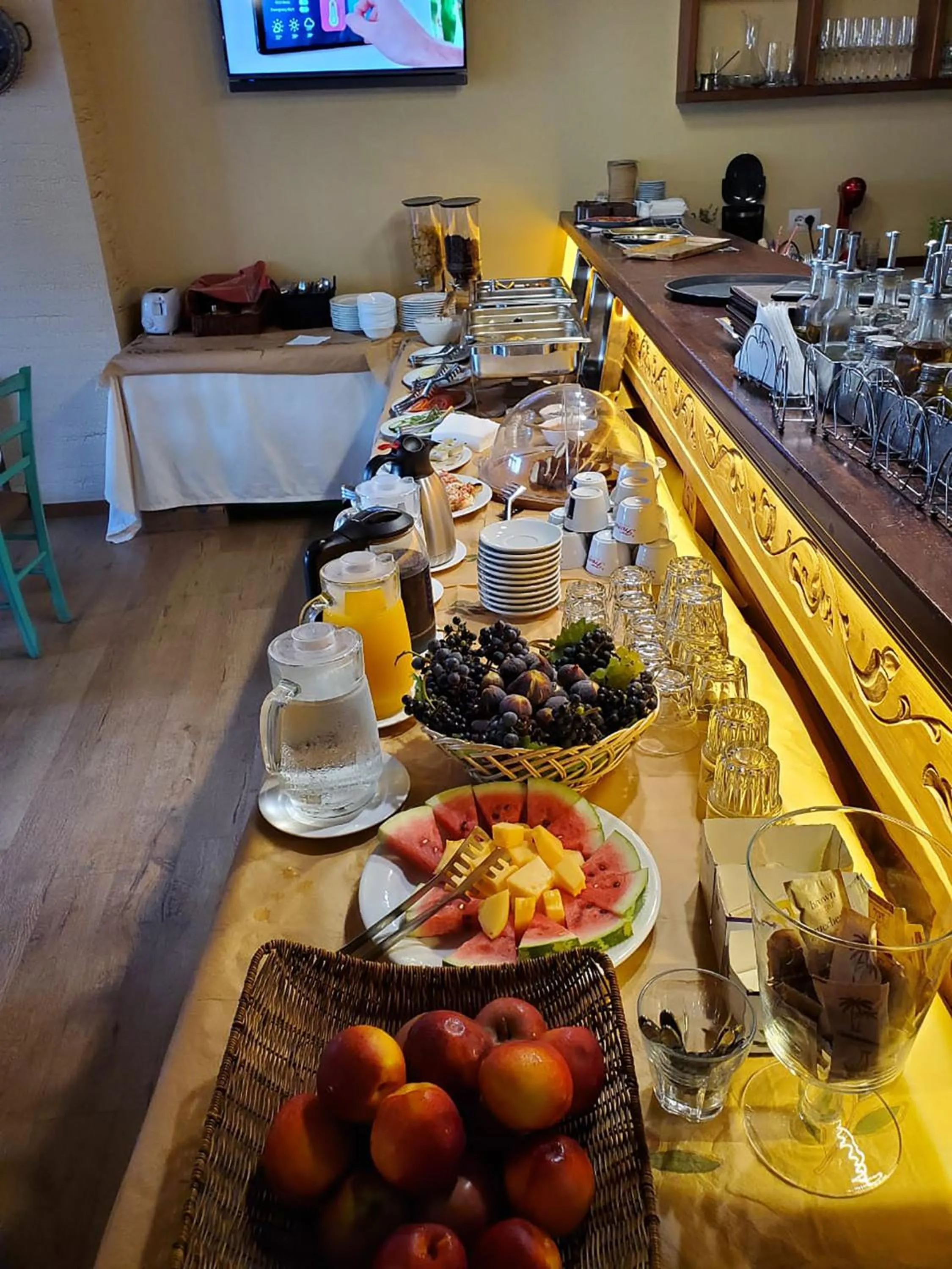 Food in Hotel Bineri