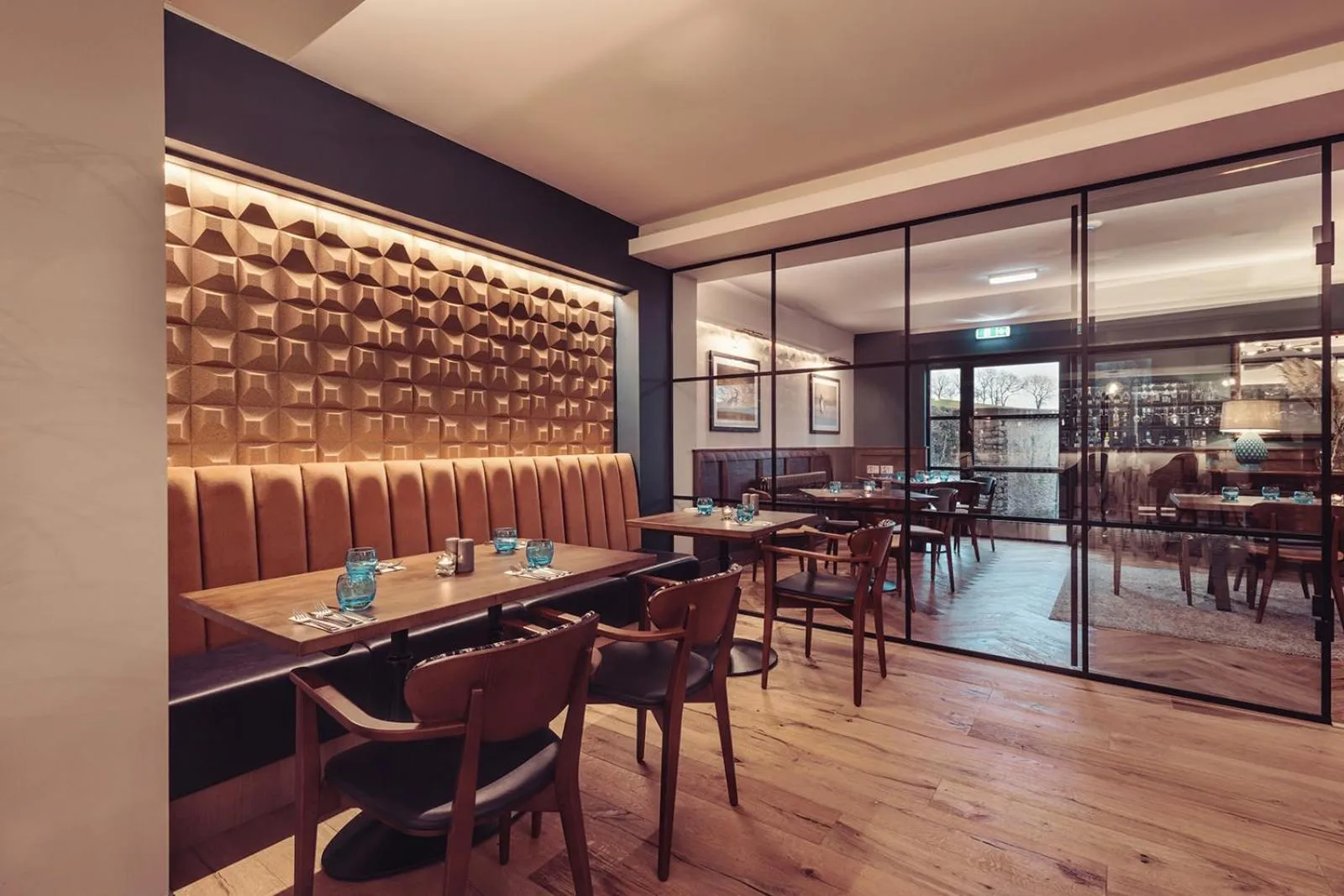 Restaurant/places to eat in Longlands Inn & Cottages